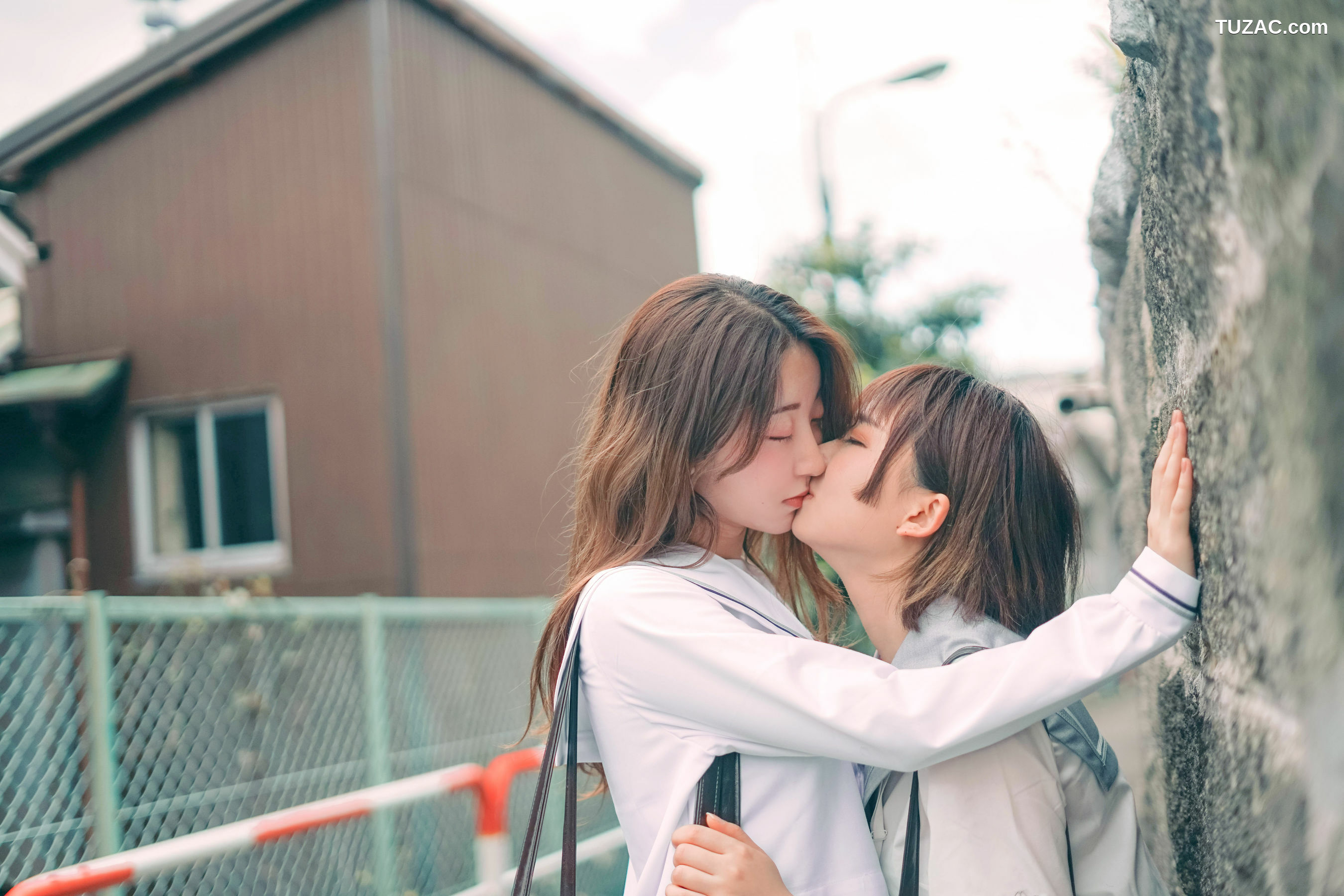 网络美女_Coser黑川&amp;浅野菌子 《少女心事2》 写真集