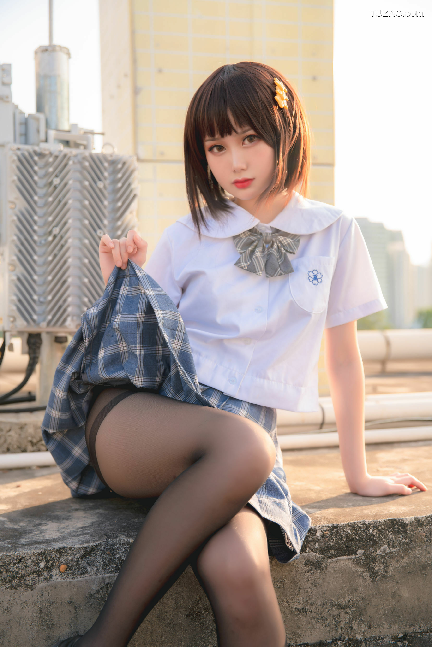 网络美女_Cosplayer您的蛋蛋 《天台JK》 写真集