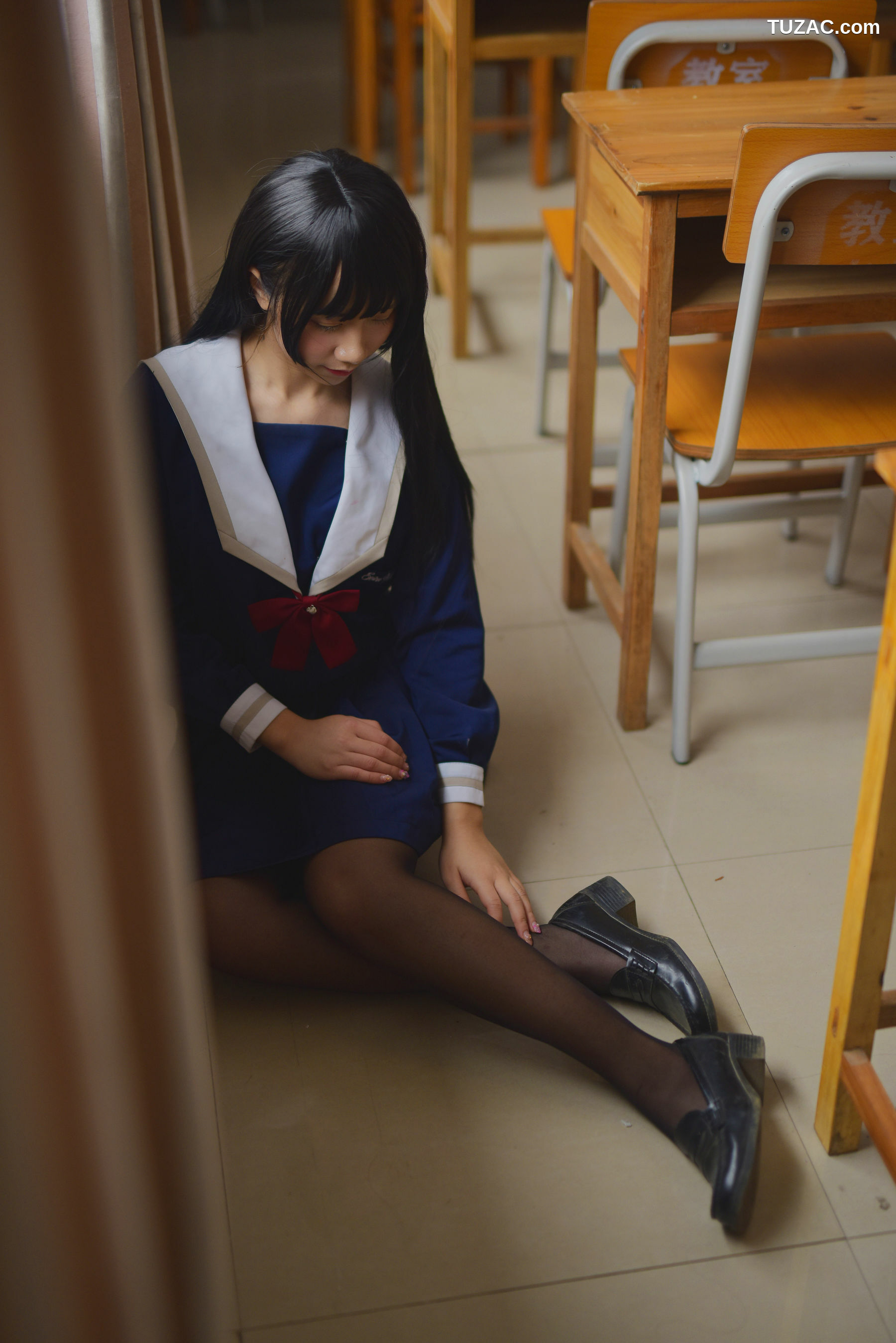 网络美女_九曲Jean 《JK露脐制服》 写真集