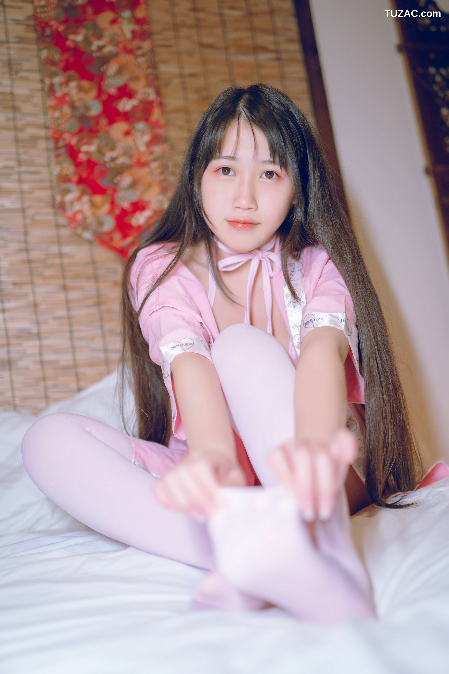 网络美女_人气Coser不槑猫 《粉红》 写真集
