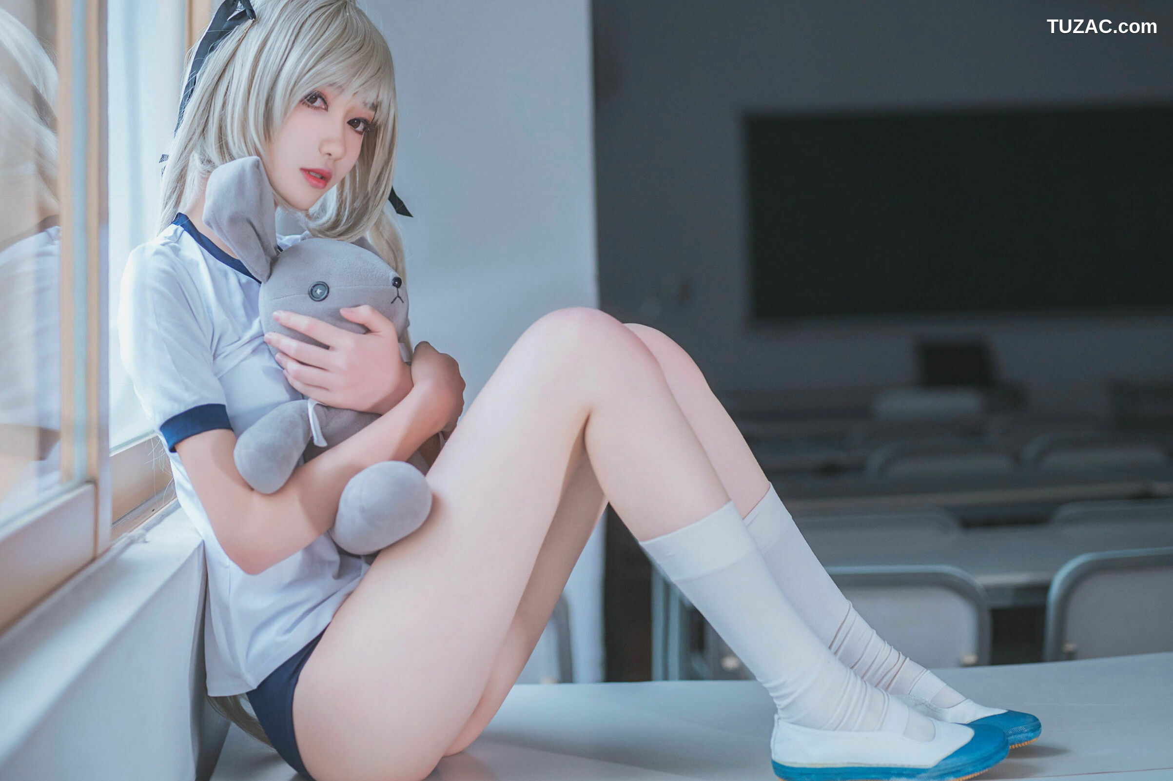 网络美女_南桃Momoko 《春日野穹体操服》 写真集