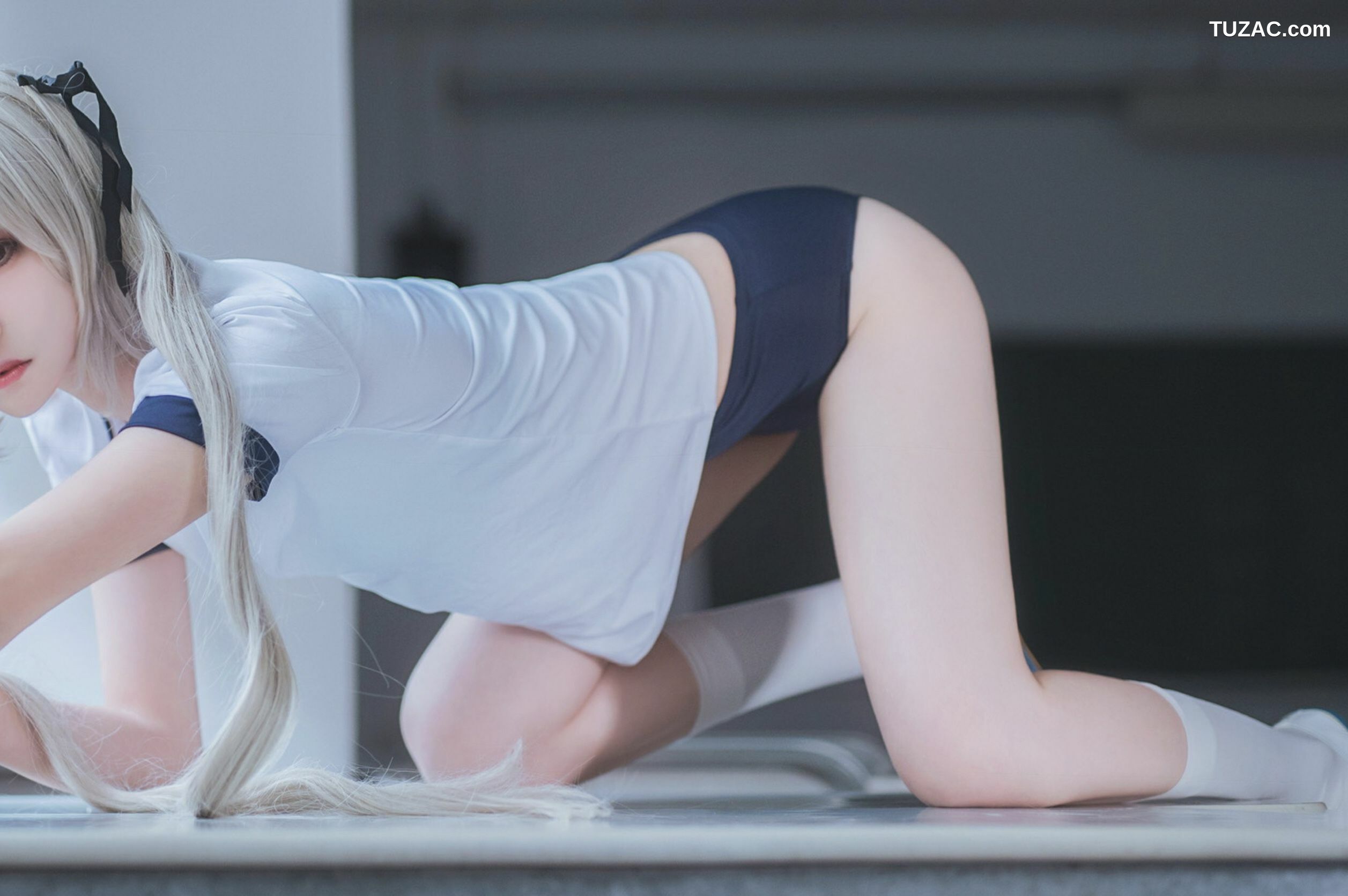 网络美女_南桃Momoko 《春日野穹体操服》 写真集