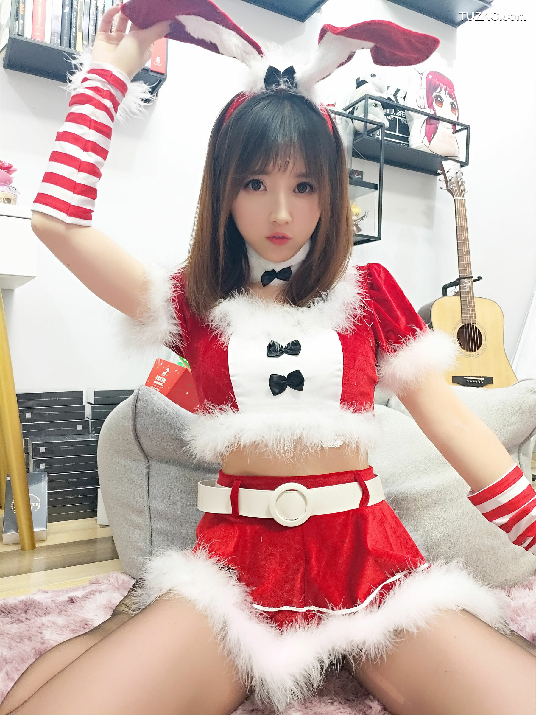 网络美女_斗鱼主播小女巫露娜 - 圣诞装 写真套图