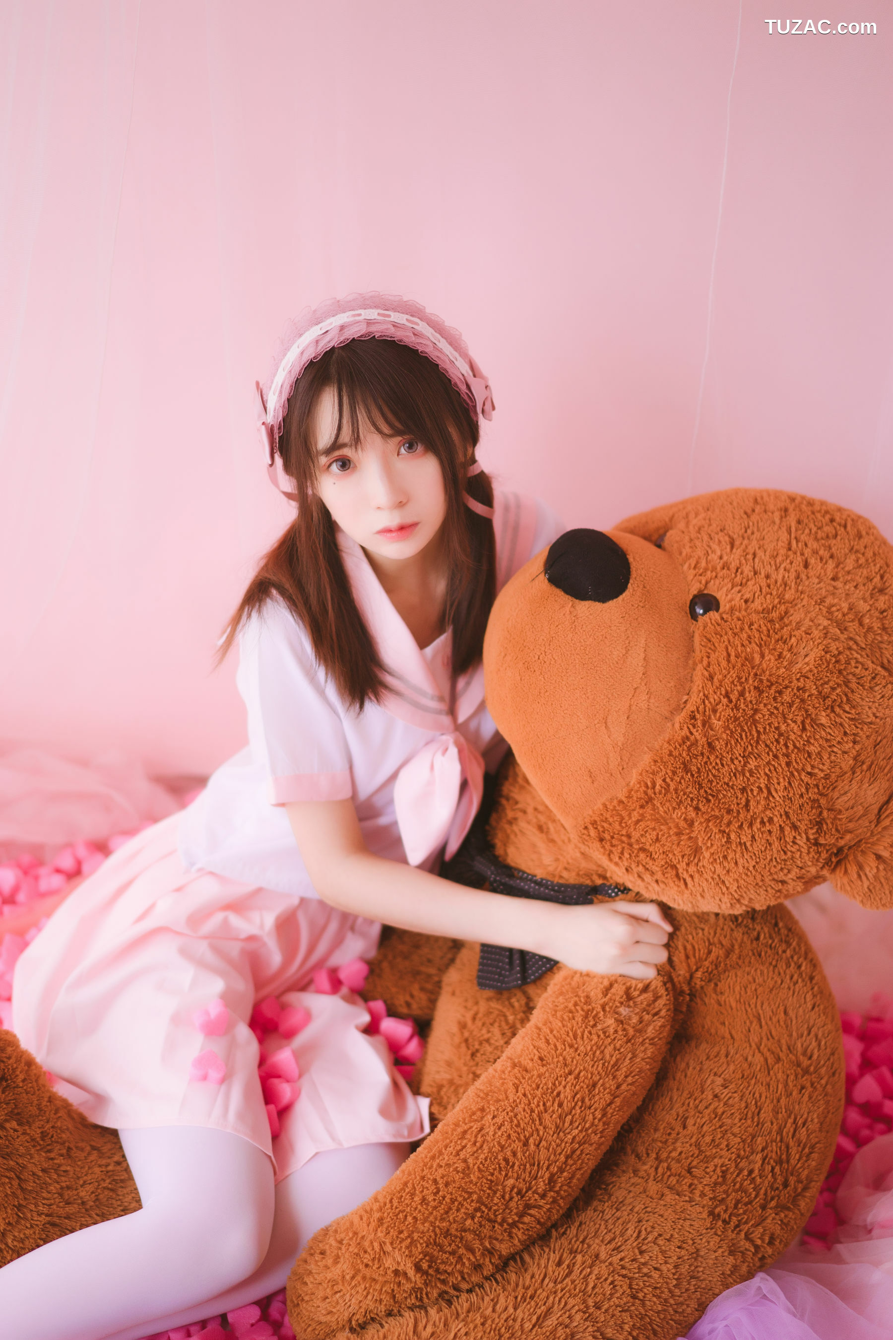 网络美女_疯猫ss《丝袜狂想曲(粉)》 写真集[54P]