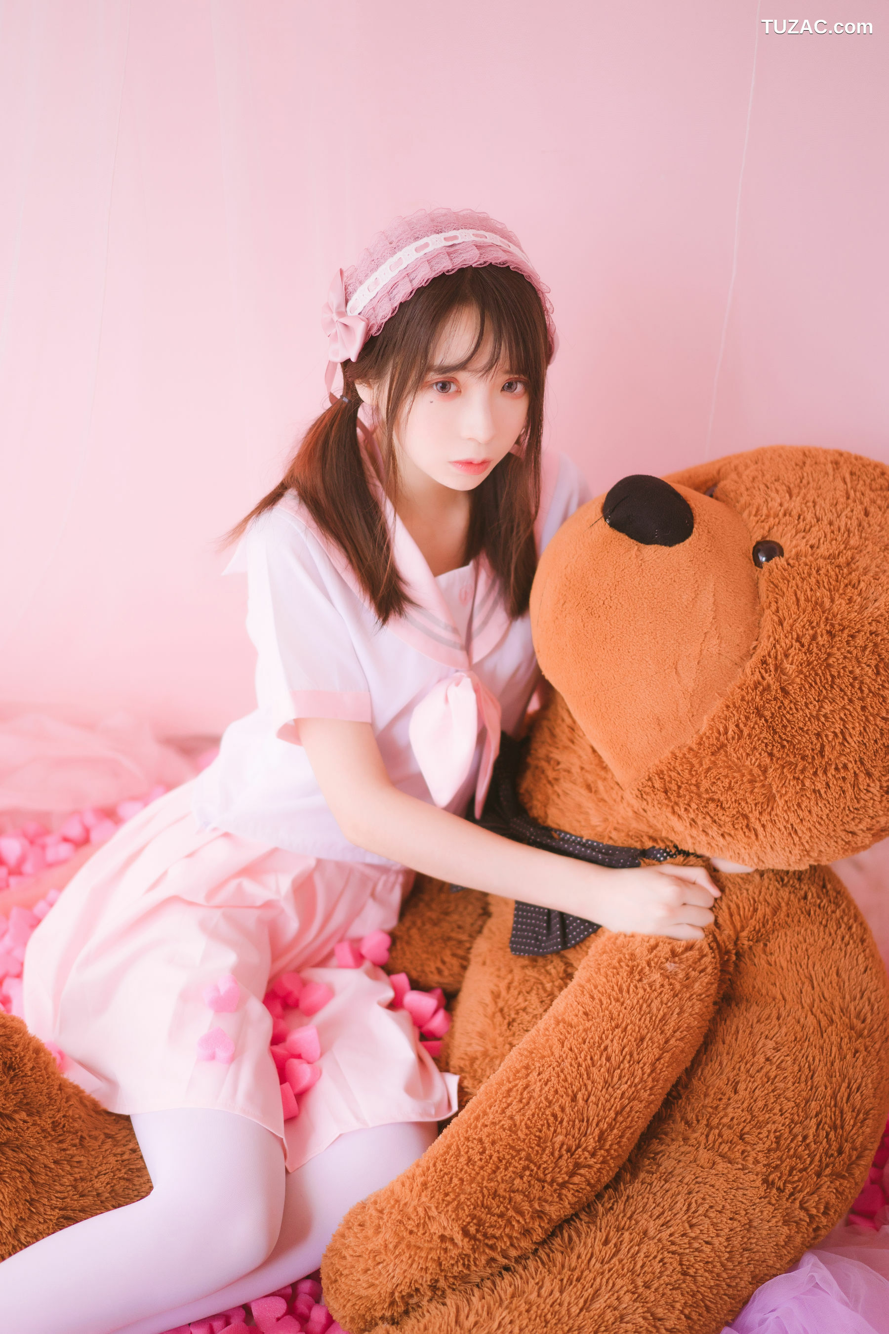 网络美女_疯猫ss《丝袜狂想曲(粉)》 写真集[54P]