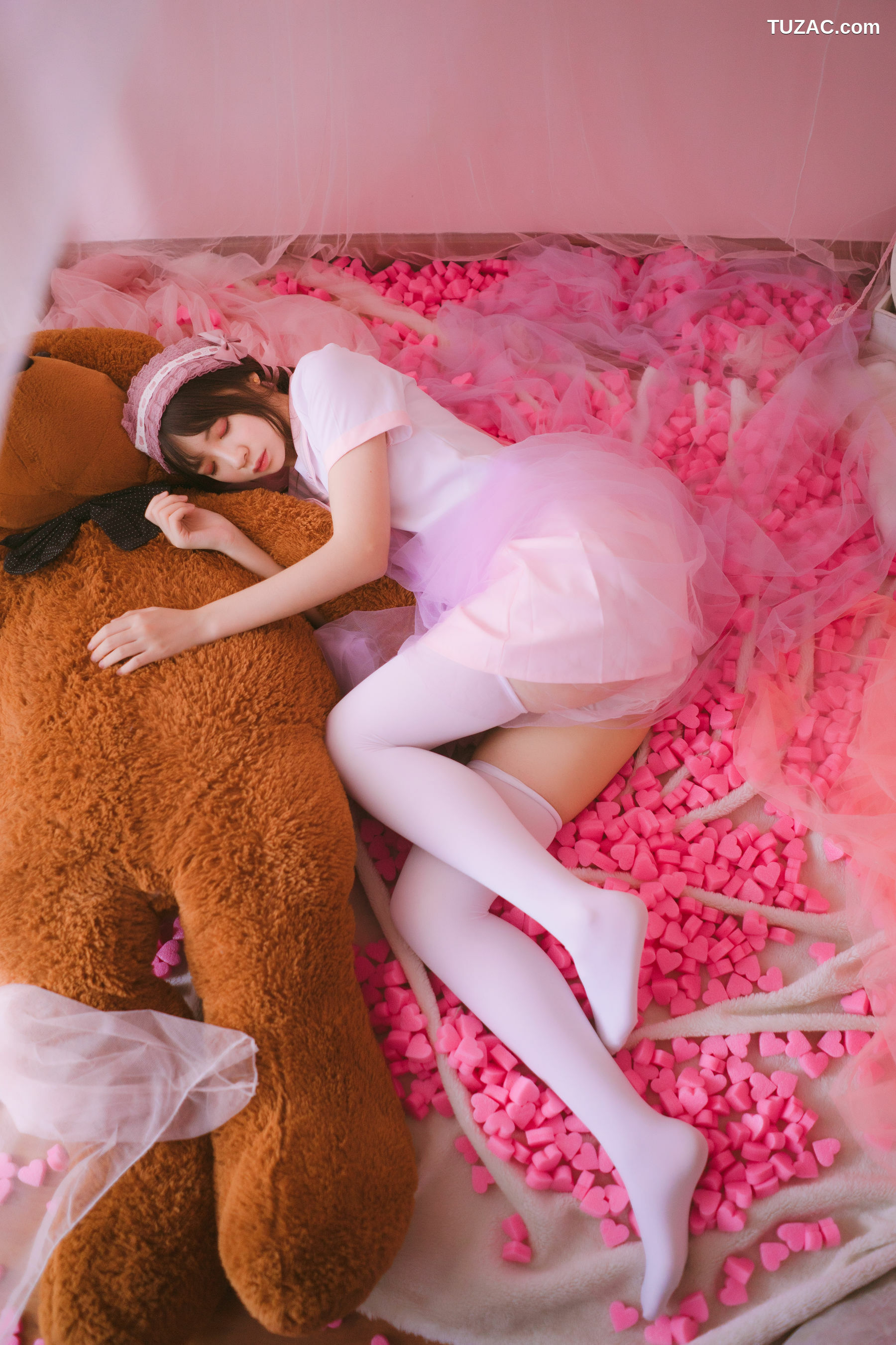 网络美女_疯猫ss《丝袜狂想曲(粉)》 写真集[54P]