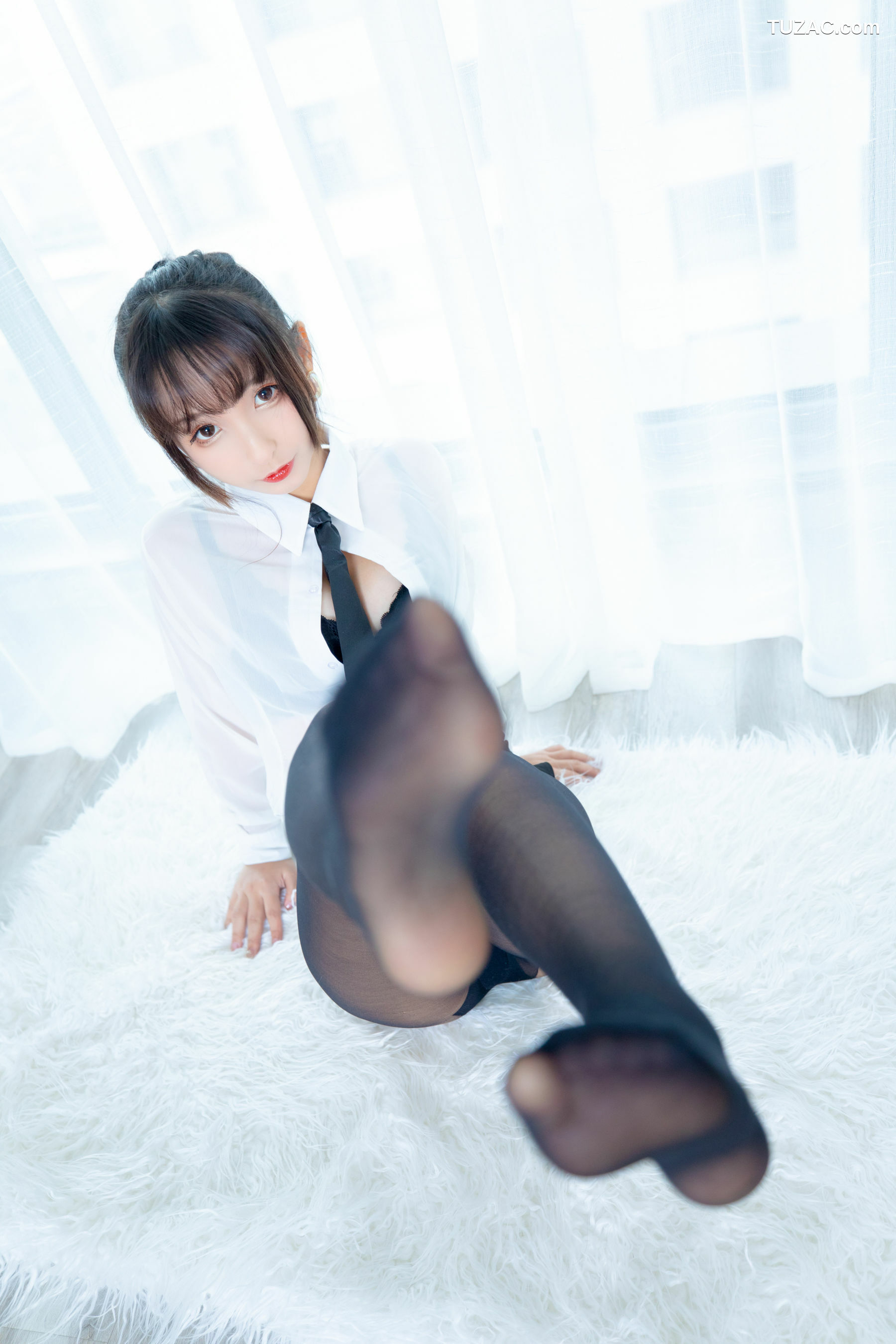 网络美女_神楽坂真冬《ホワイトオフィス》 写真集