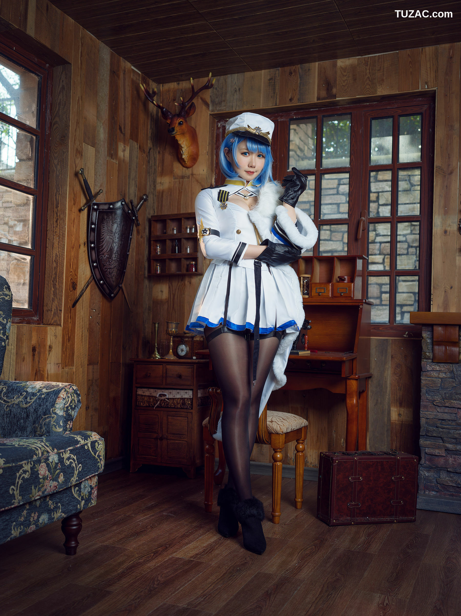 网络美女_网红Coser麻花麻花酱 《恰巴》 写真集