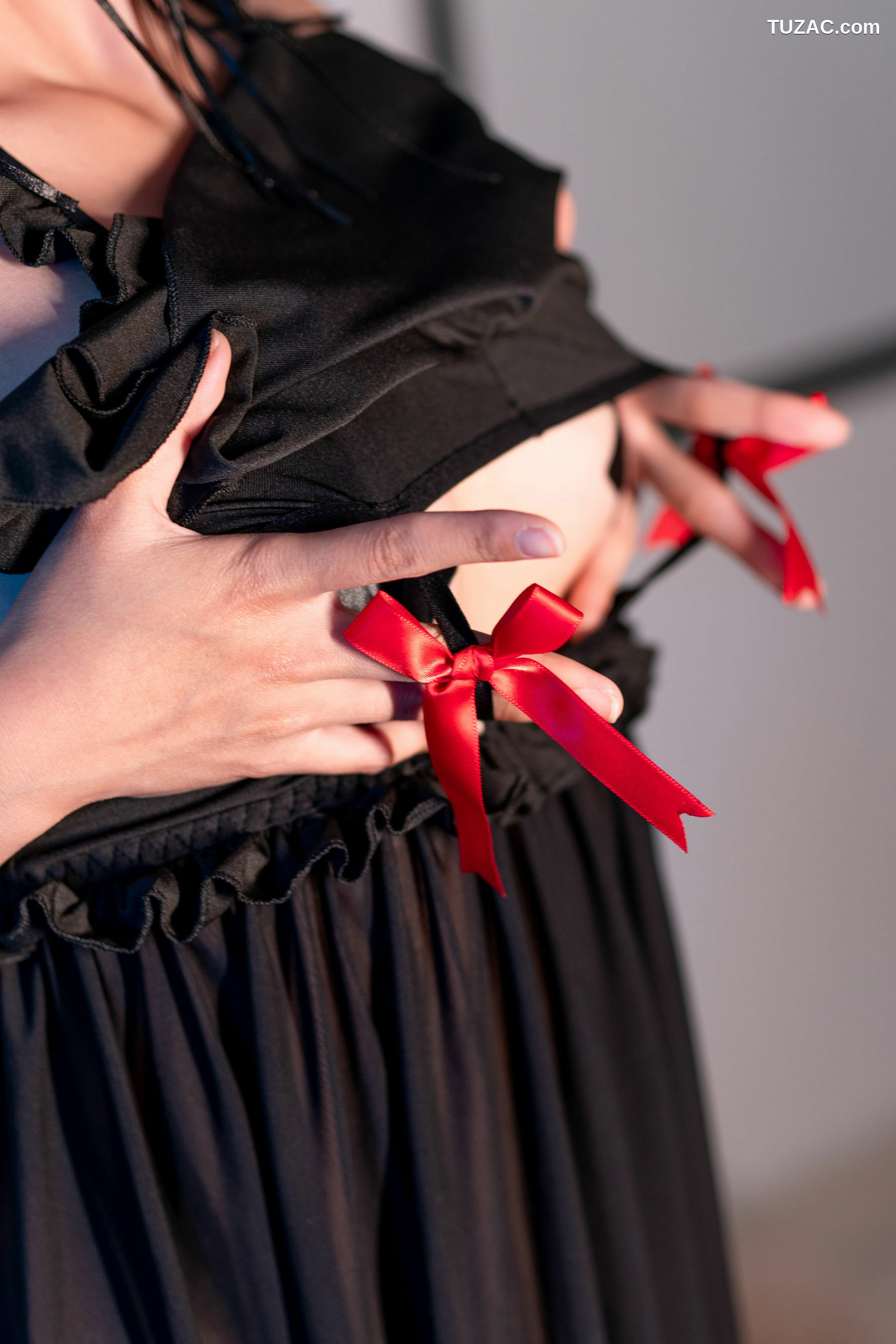 网络美女_蠢沫沫 《黑睡裙》 写真集