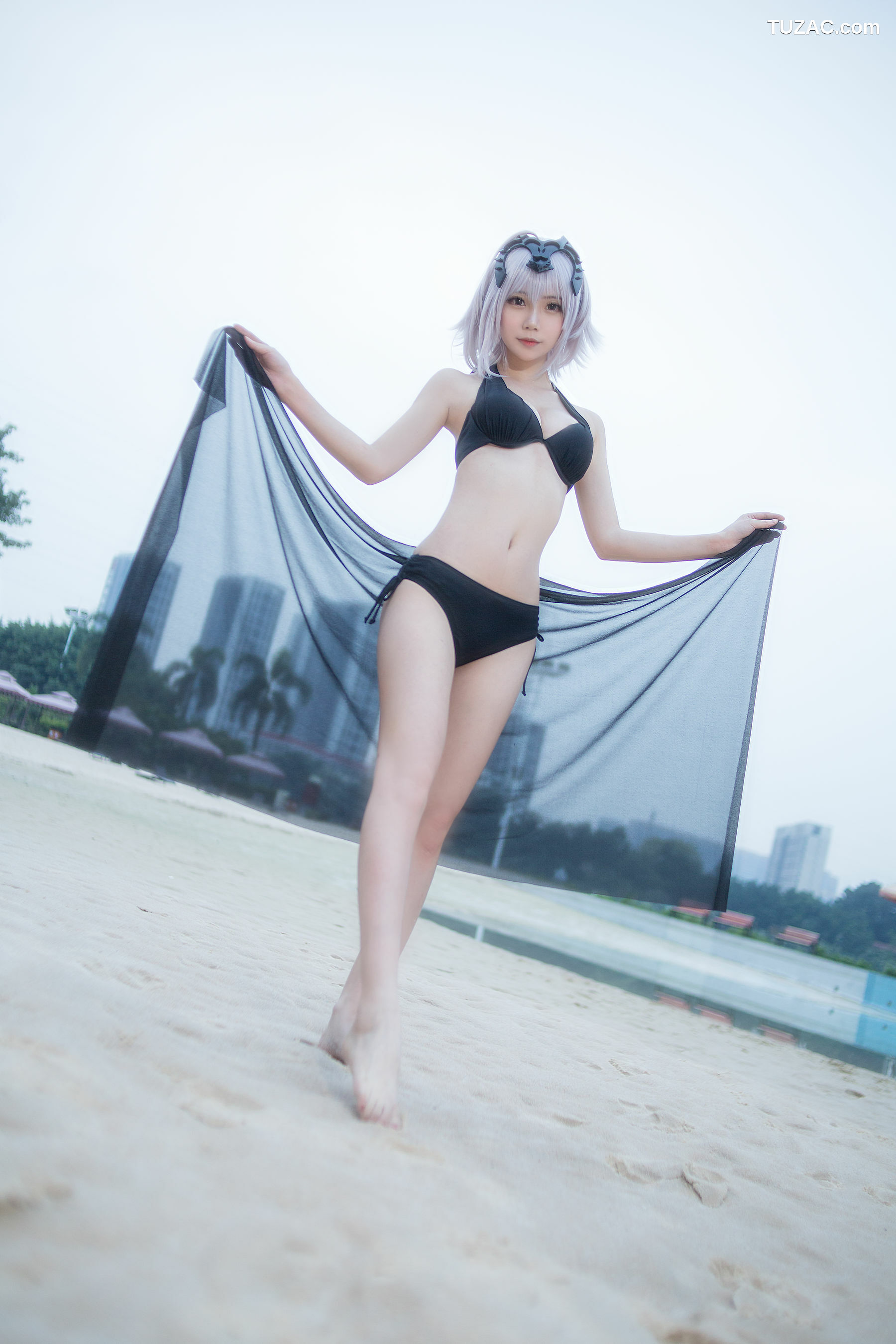 网络美女_鳗鱼霏儿&amp;大肉丸Amiee 《贞德》 写真集