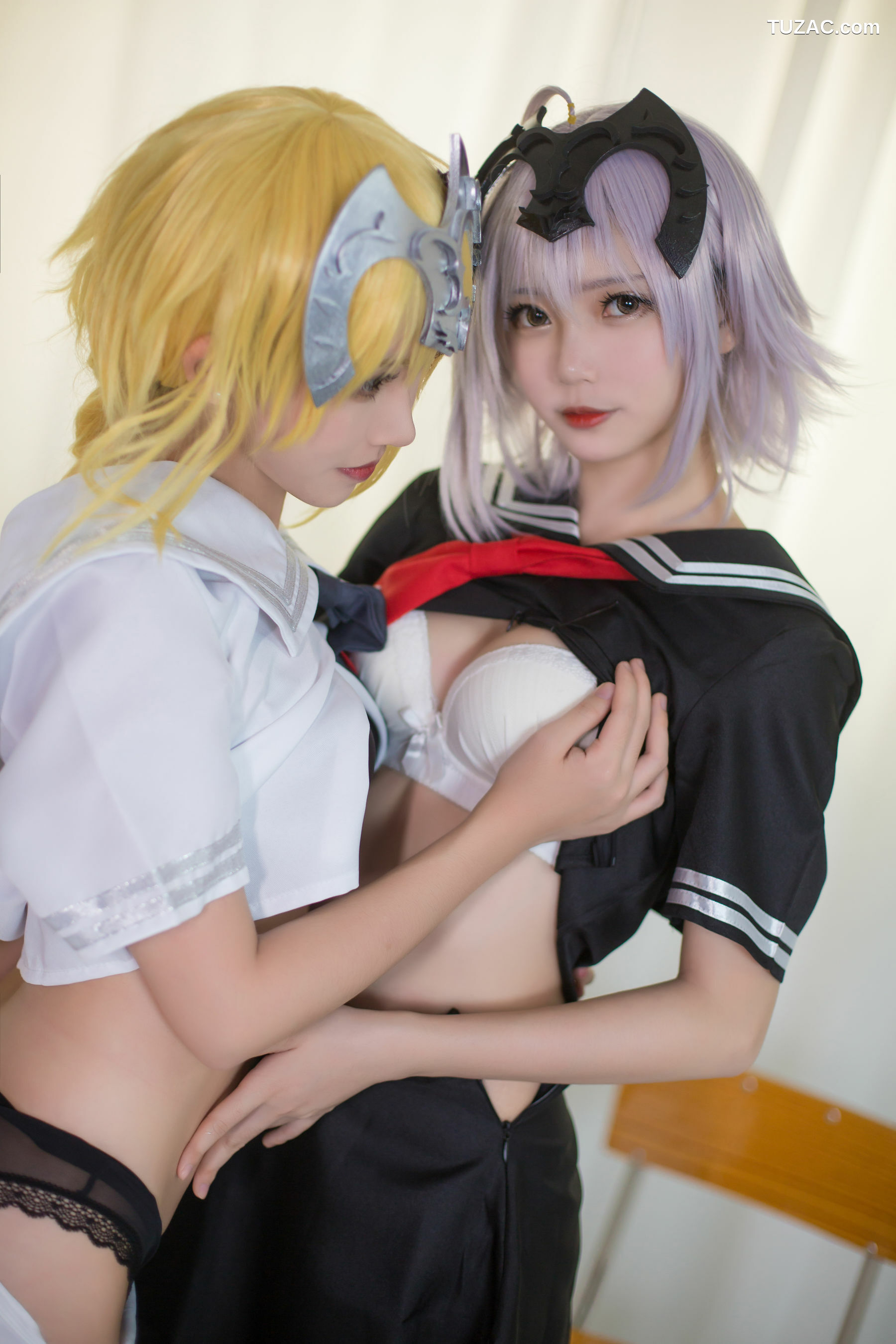 网络美女_鳗鱼霏儿&amp;大肉丸Amiee 《贞德》 写真集