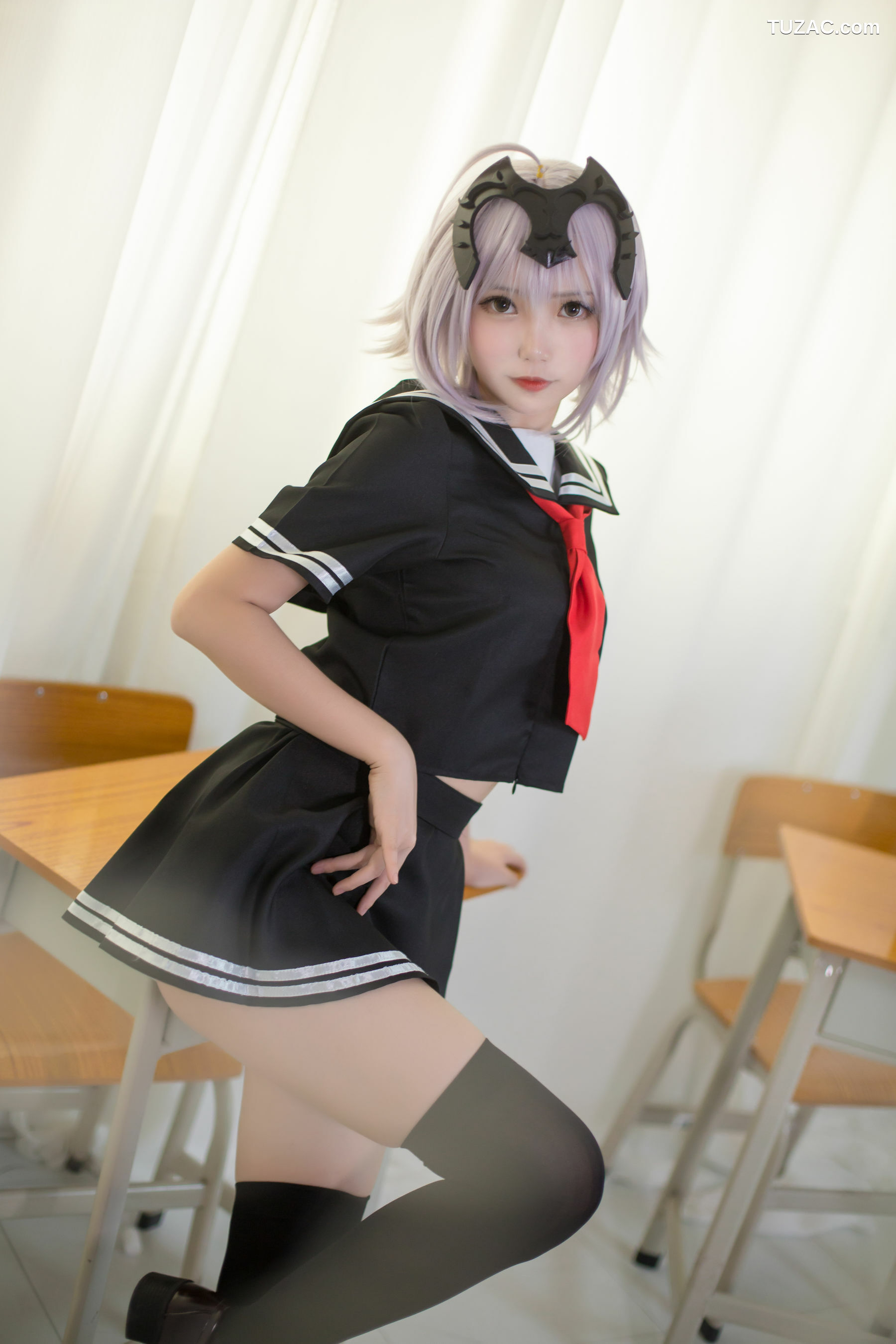 网络美女_鳗鱼霏儿&amp;大肉丸Amiee 《贞德》 写真集