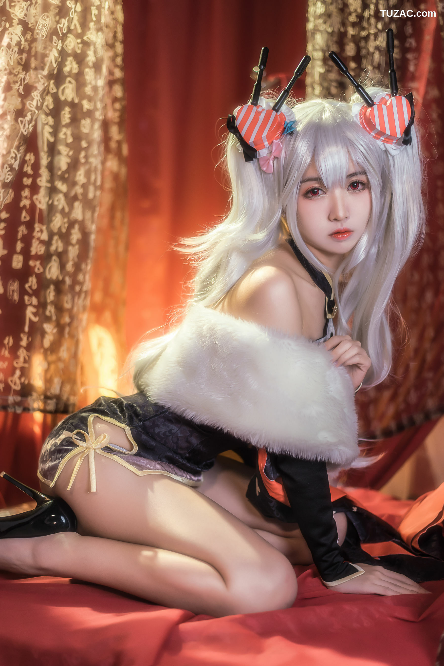 网络美女_鳗鱼霏儿 《碧蓝华裳 吸血鬼》 写真集