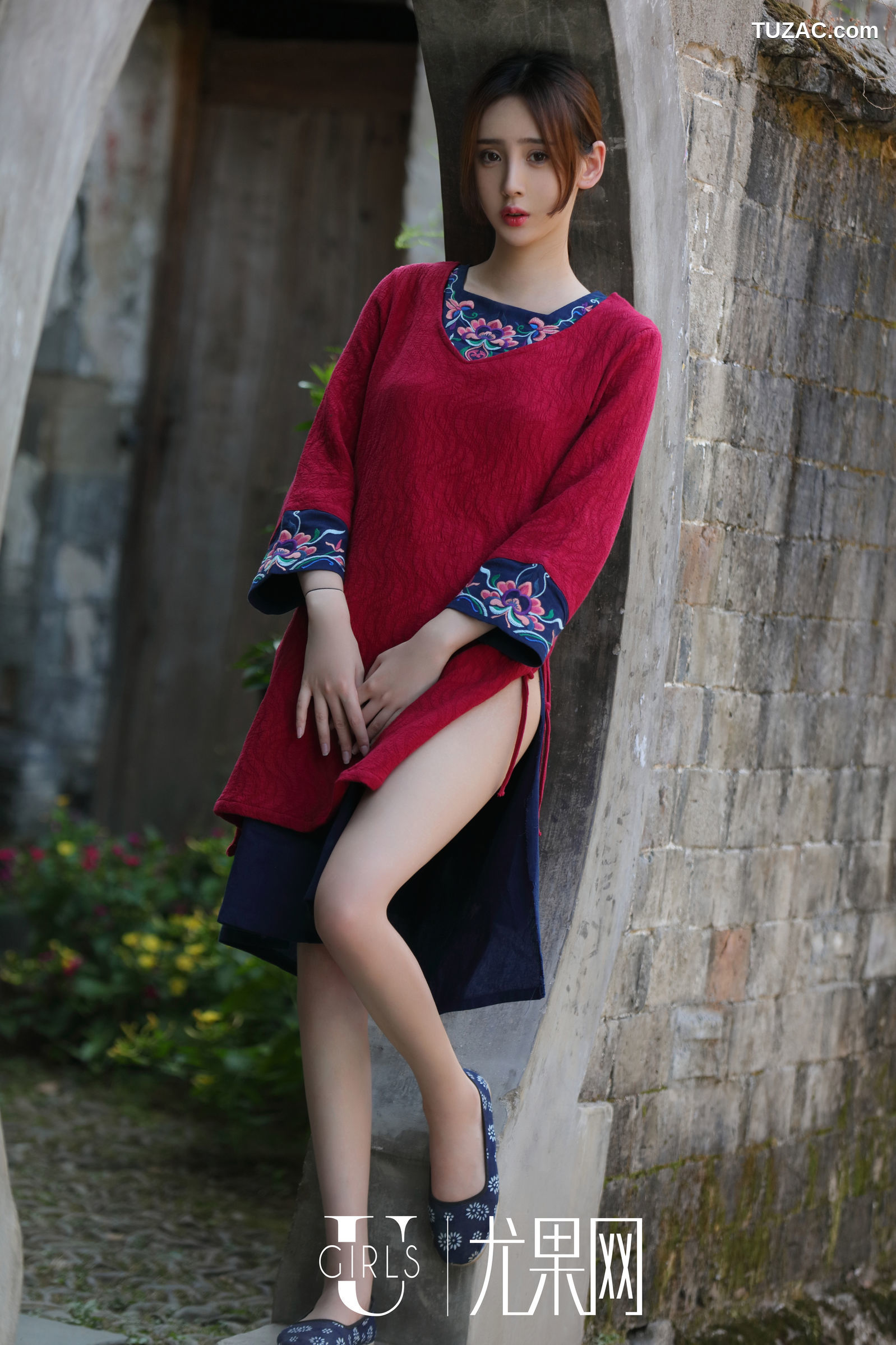 UGirls尤果网-T020-沈佳熹-颜爱泽-于思琪-《合家欢》