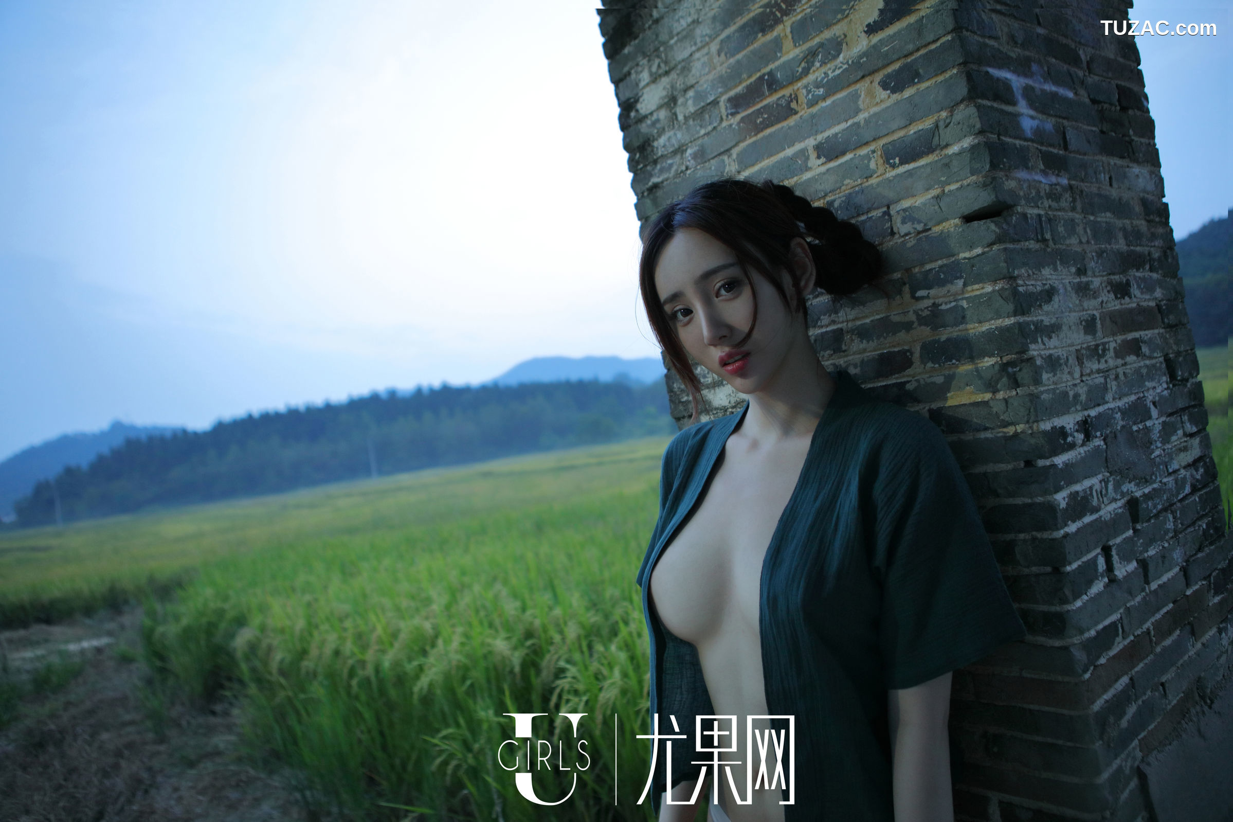 UGirls尤果网-T020-沈佳熹-颜爱泽-于思琪-《合家欢》
