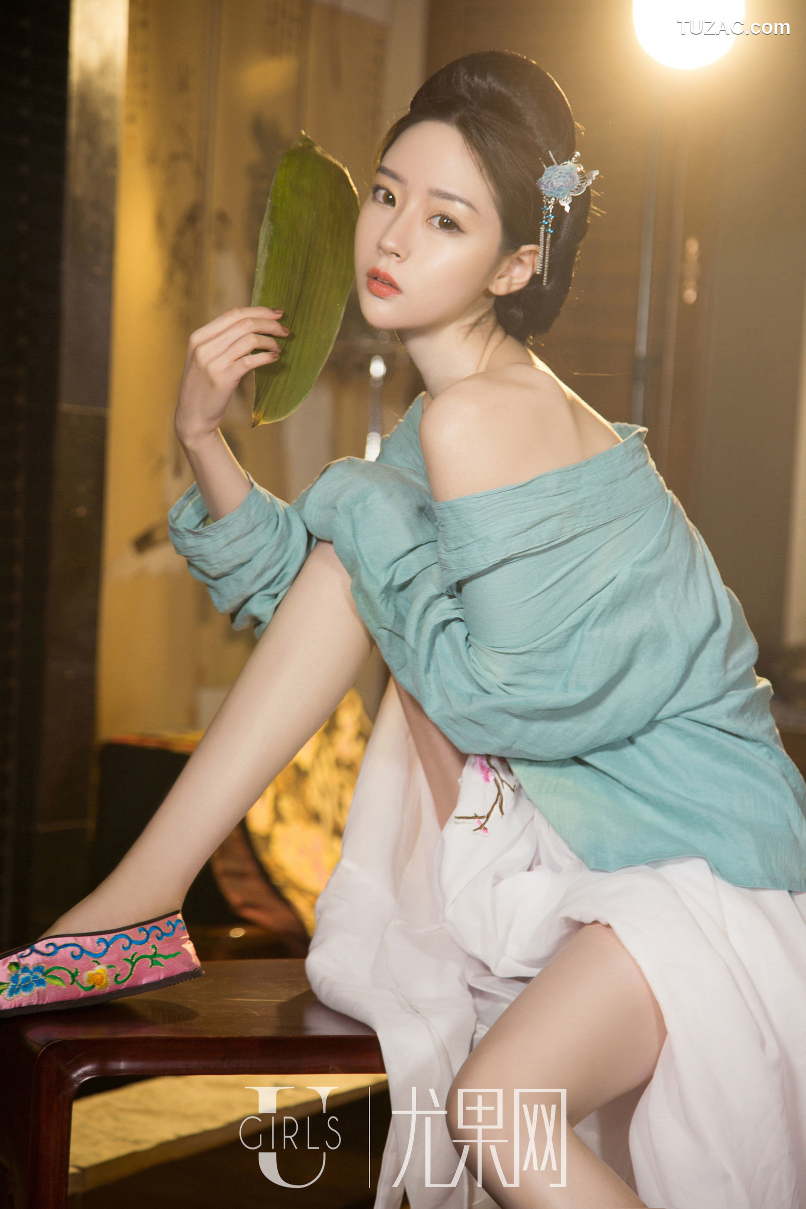 UGirls尤果网-T035-梦心玥-艾小青-程瑜西-萌汉药-何嘉颖-艺轩-筱慧-球球《助力女神》-2018.07.28