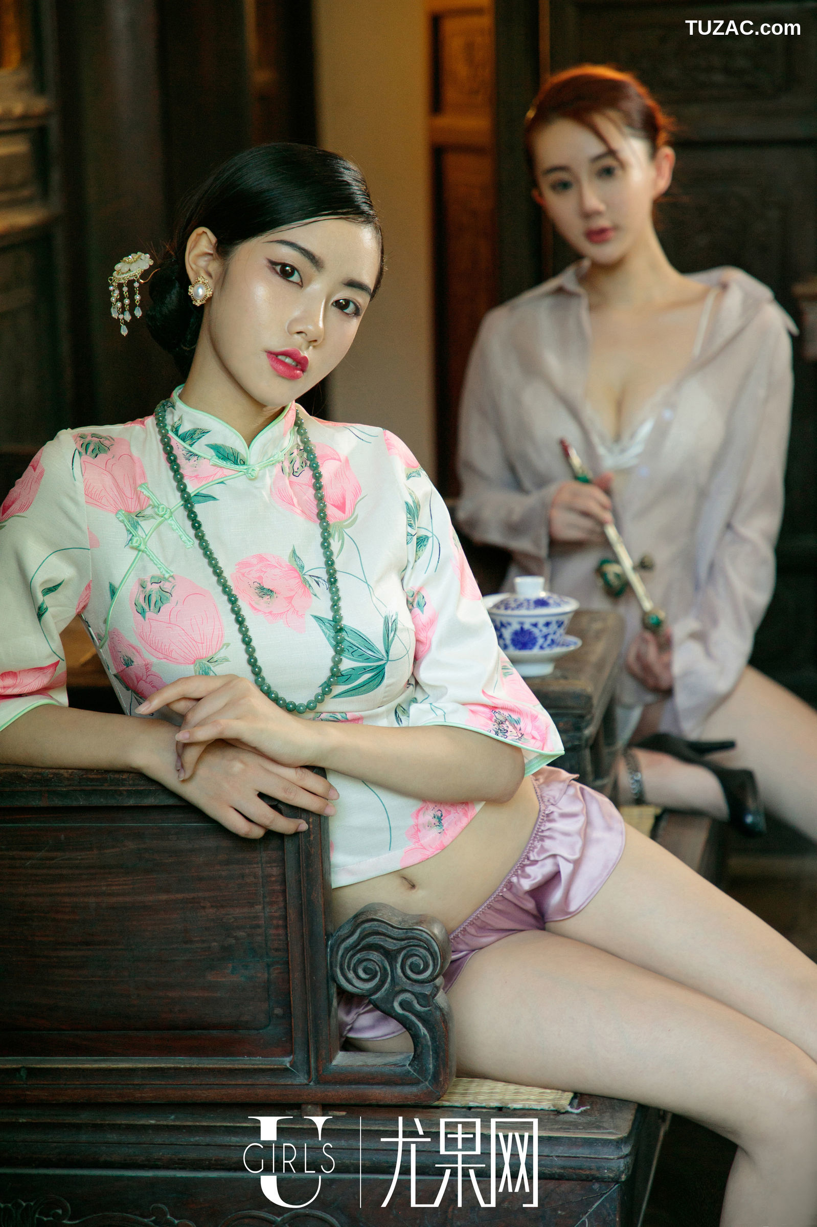 UGirls尤果网-T037-苏小曼-方子萱《白月光》-2018.09.24