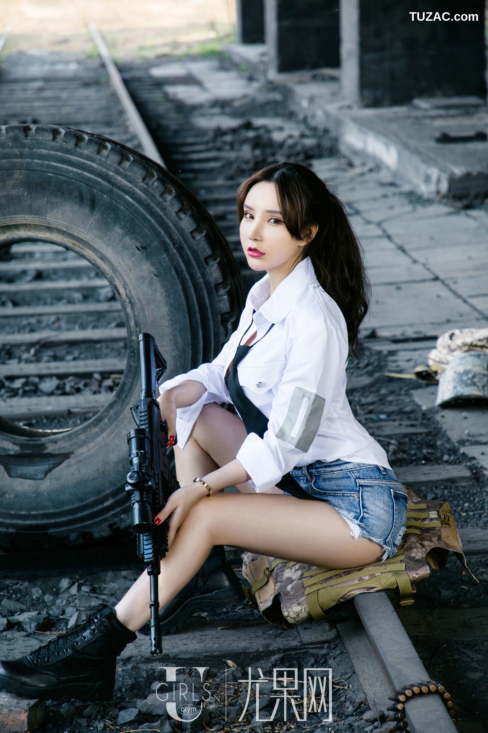 UGirls尤果网-U374-周于希-《女神带你吃鸡》-2018.06.08