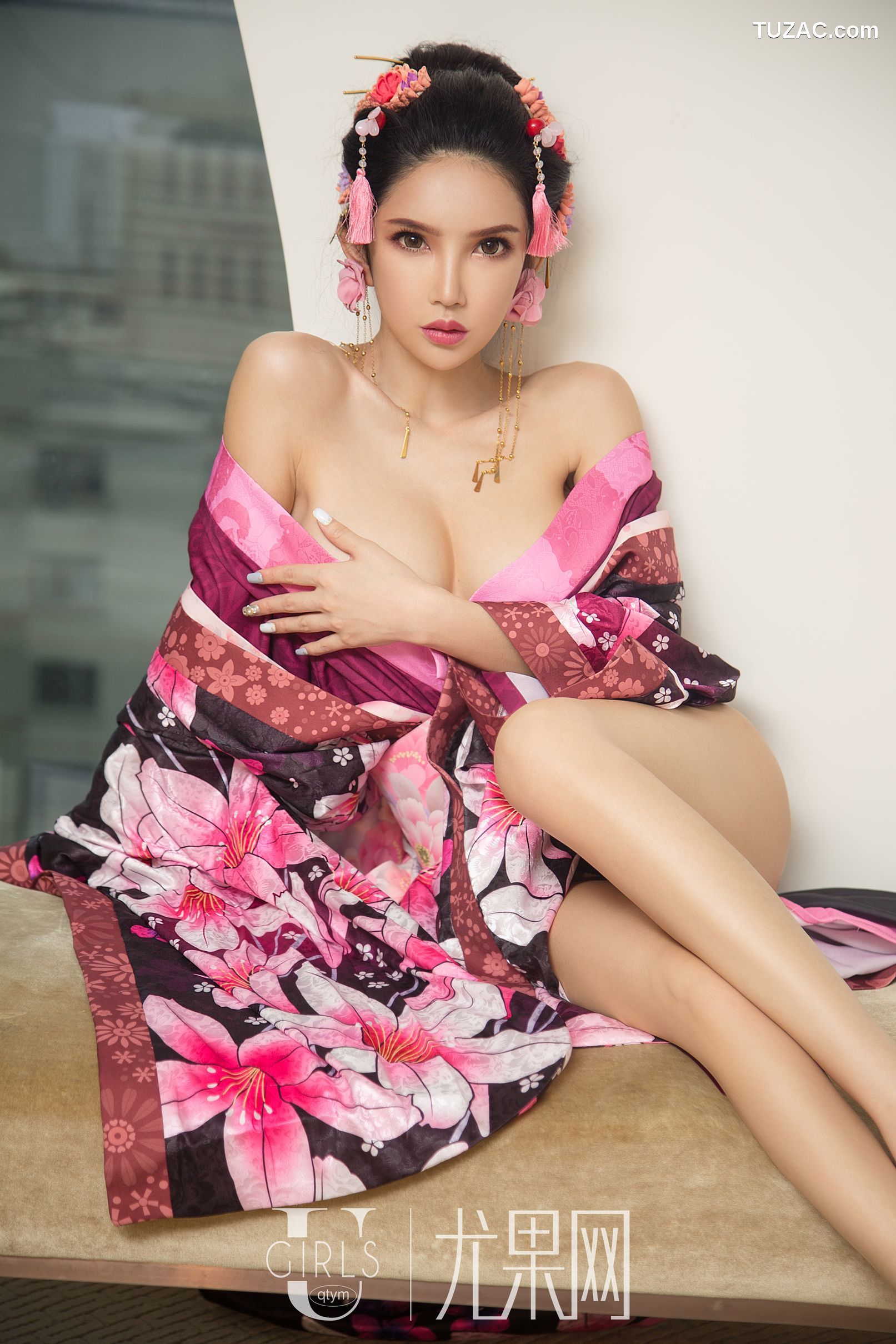 UGirls尤果网-U382-球球-《九头身女王》-2018.07.13