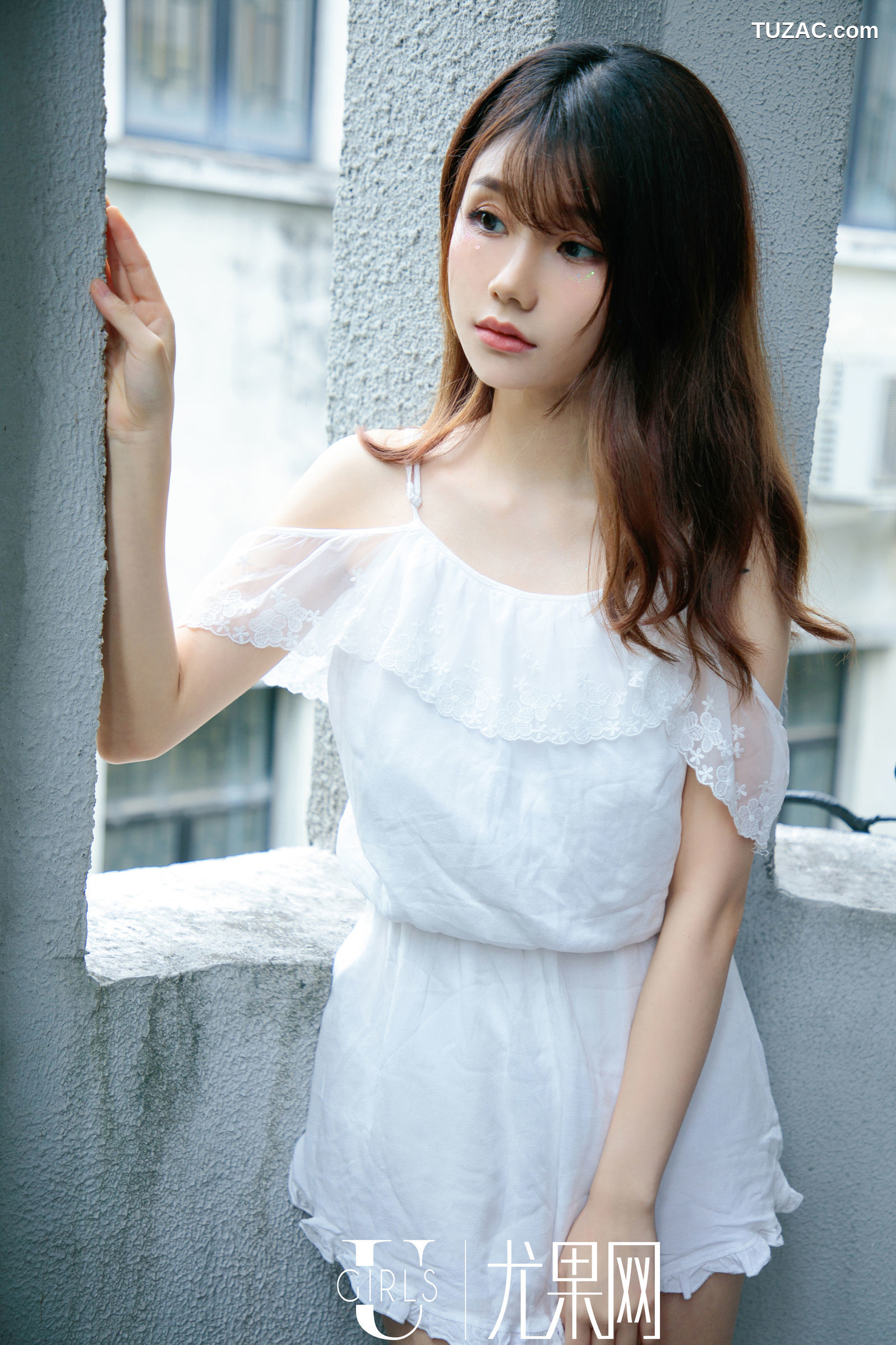 UGirls尤果网-U403-泡芙少女-《忧郁少女》-2018.11.01