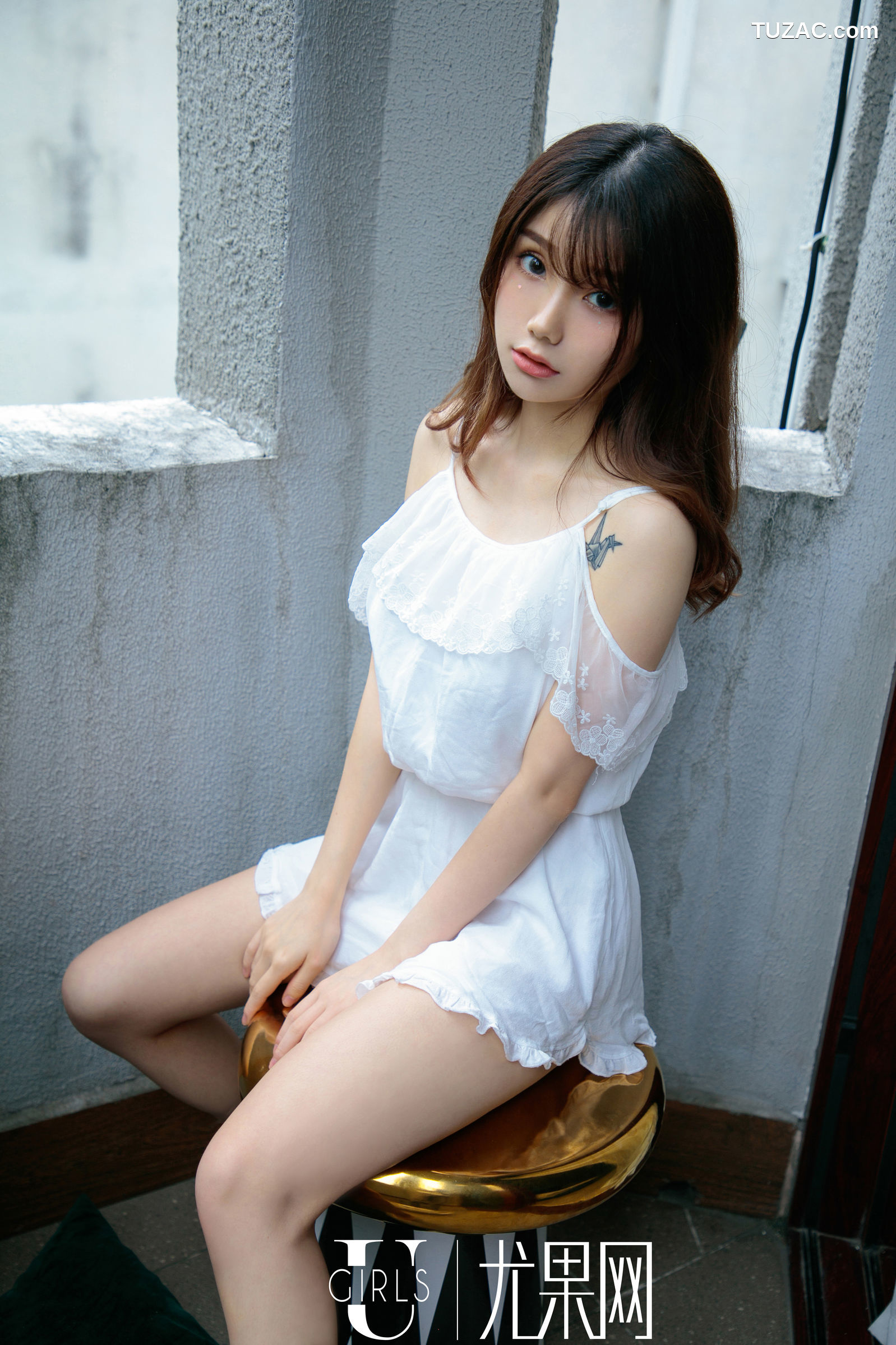 UGirls尤果网-U403-泡芙少女-《忧郁少女》-2018.11.01