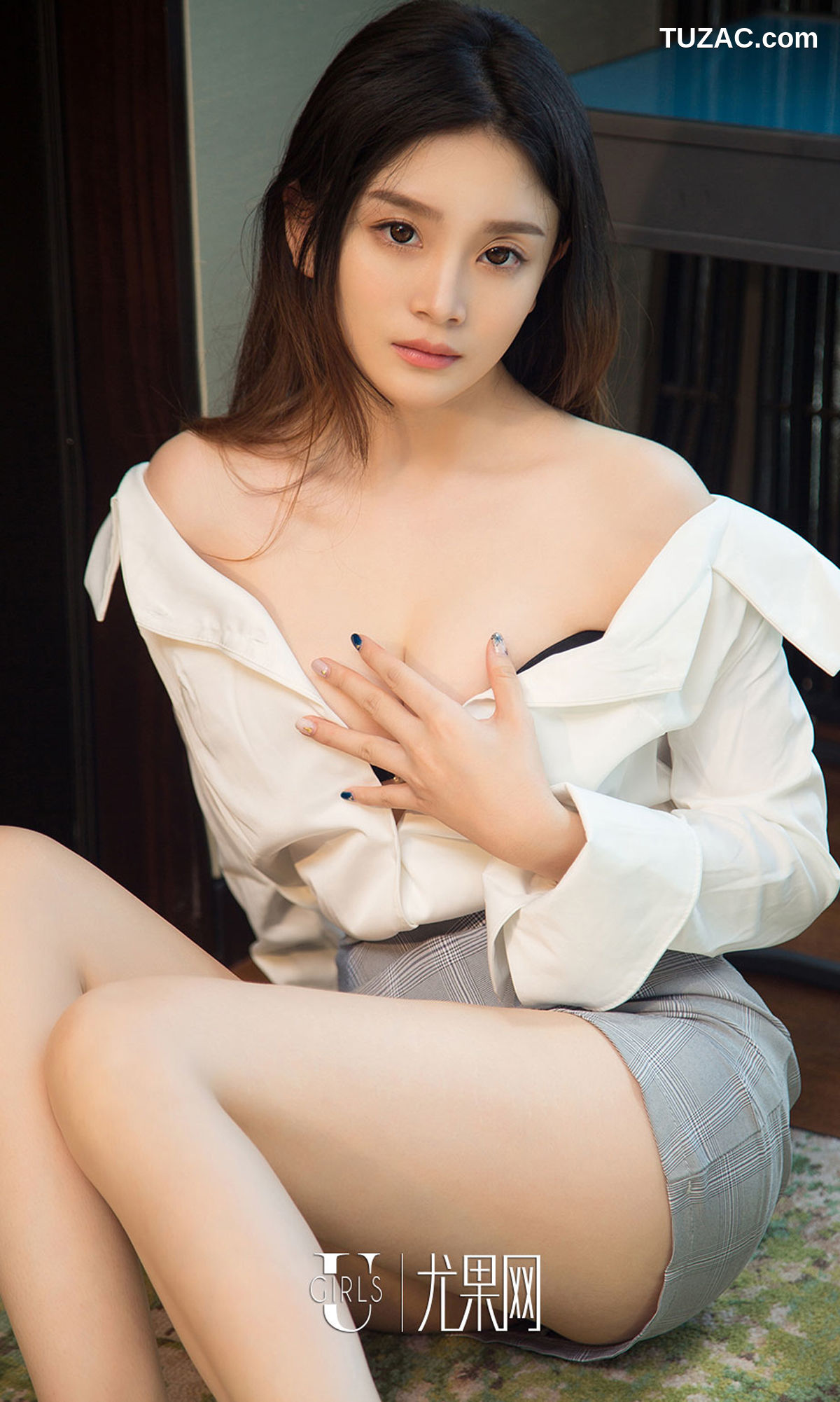 UGirlsApp尤果圈爱尤物-1112-Mina-《不一样的文静》