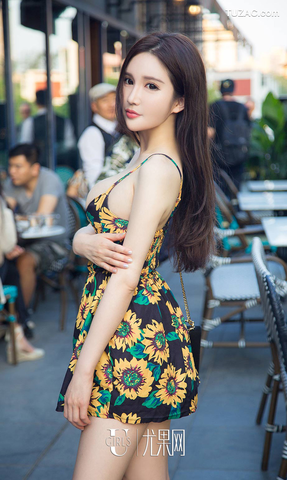 UGirlsApp尤果圈爱尤物-1114-安幼熙-《都市瓷娃娃》