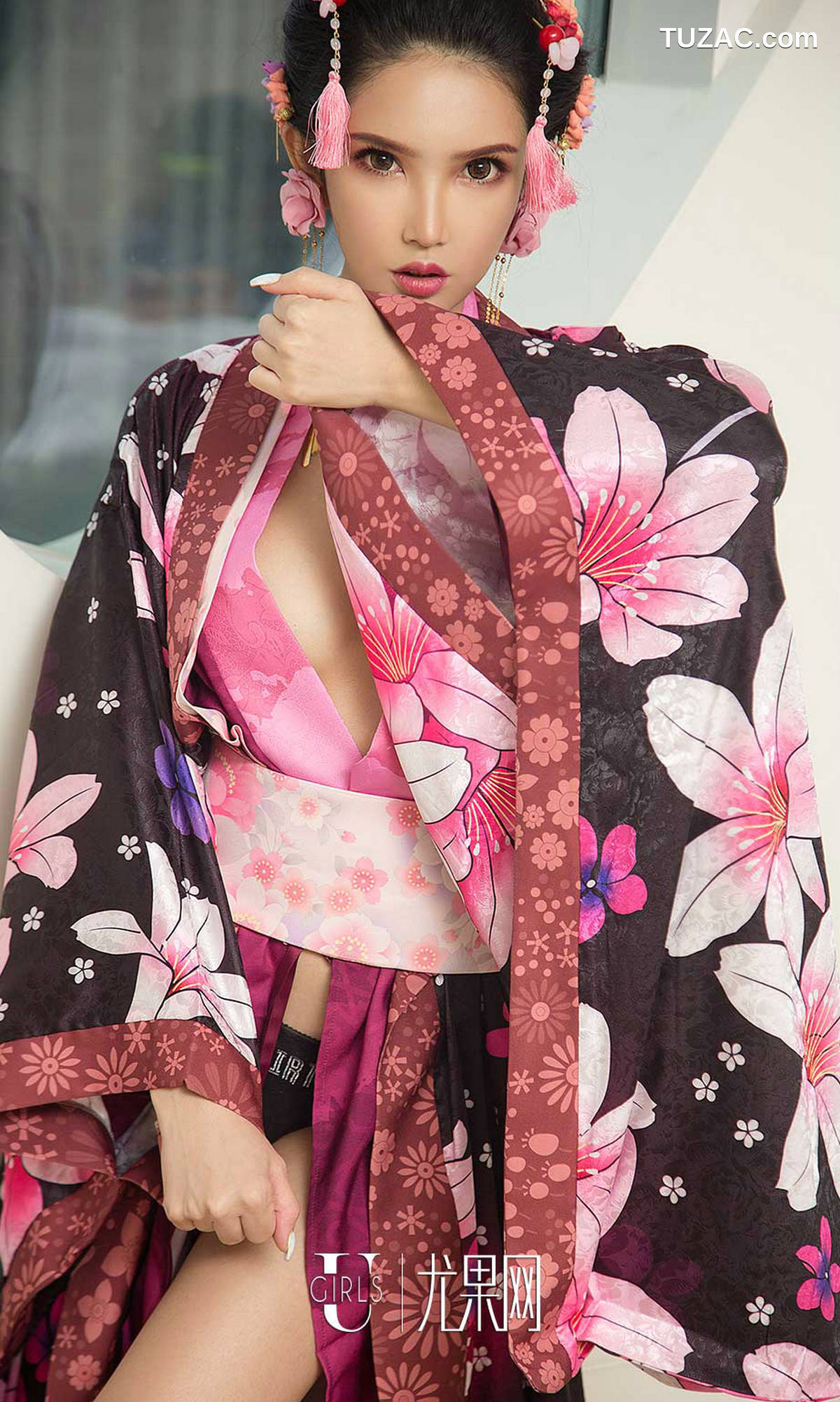 UGirlsApp尤果圈爱尤物-1148-球球-《窒息诱惑》