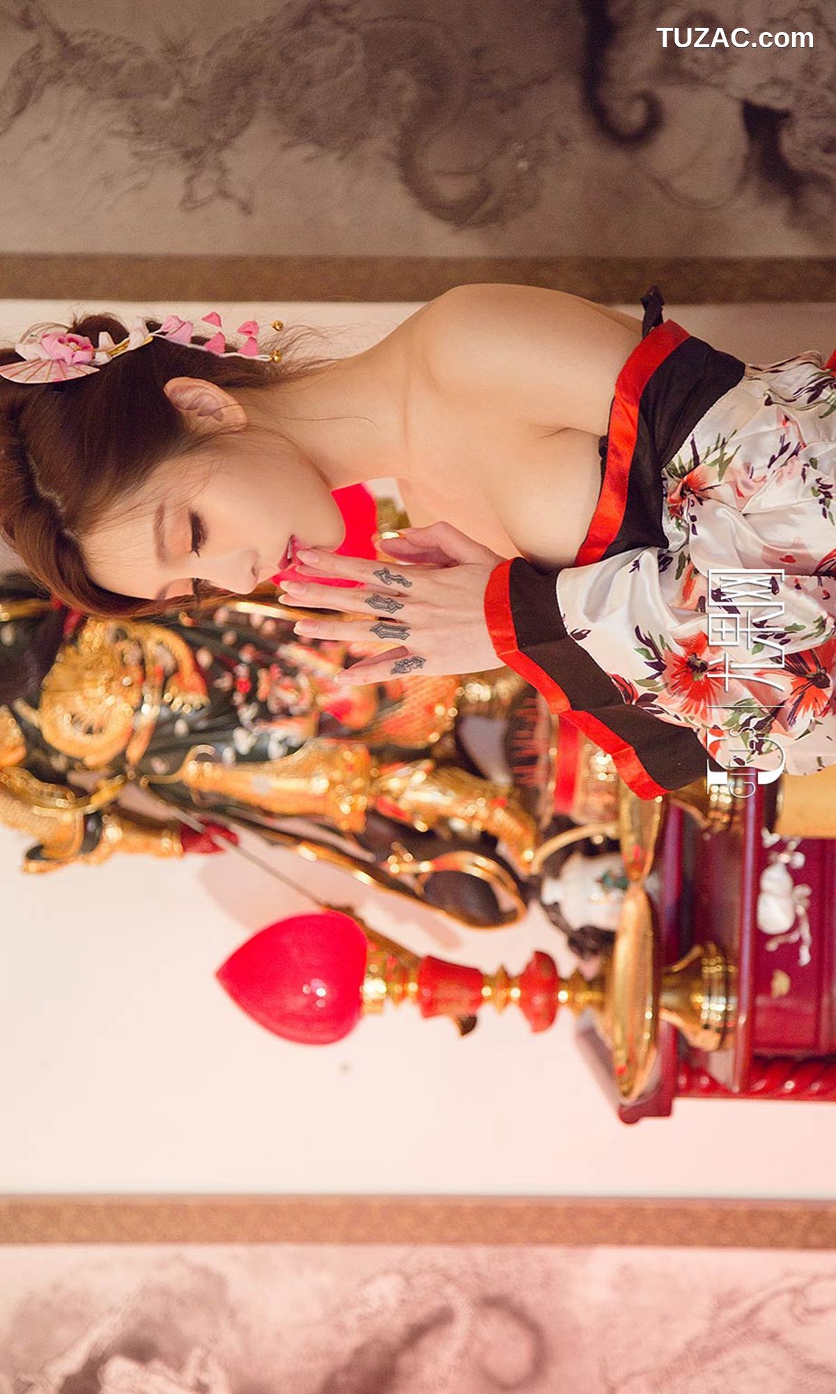 UGirlsApp尤果圈爱尤物-1321-兔子-金梓琳-萱宸-《极乐之境》