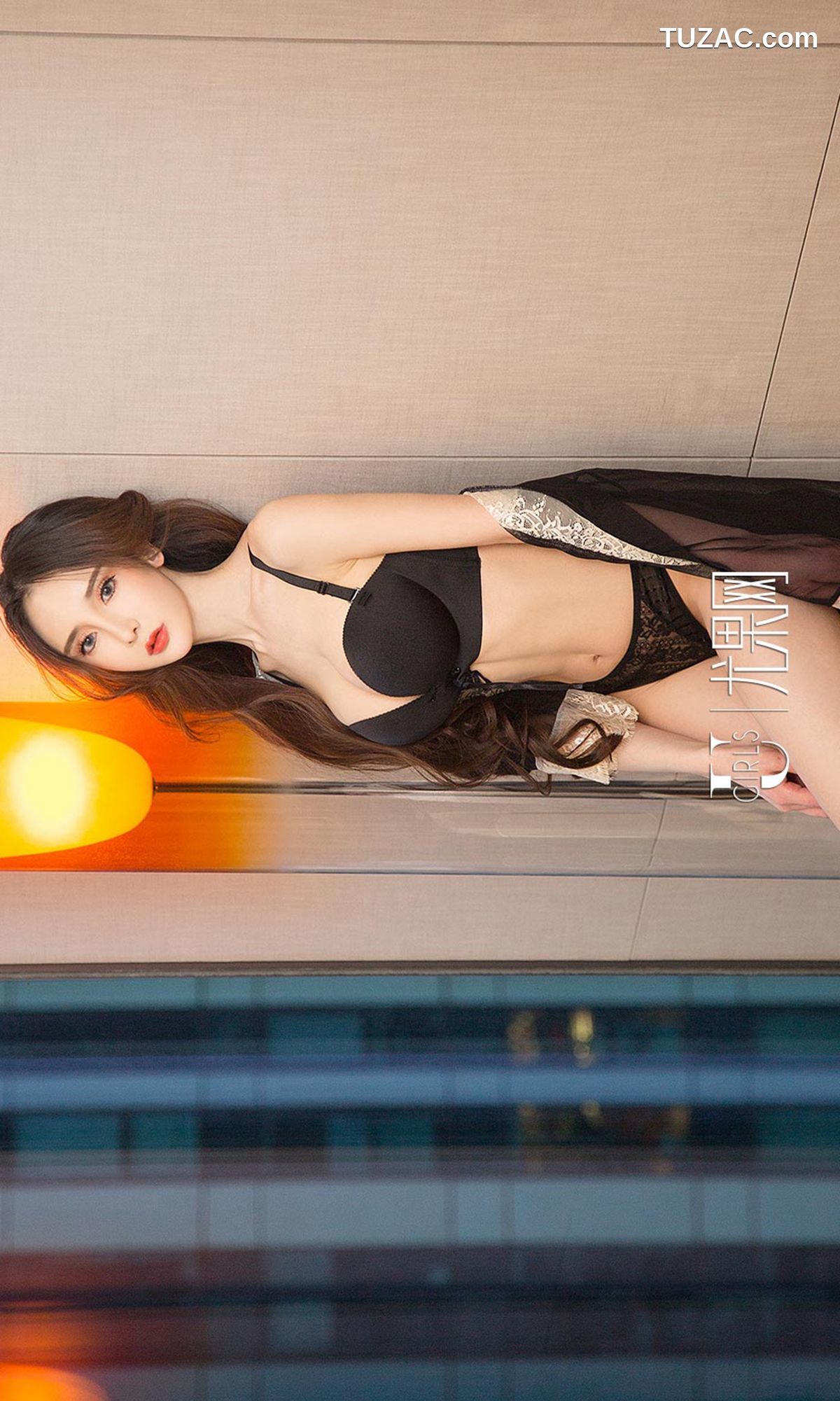 UGirlsApp尤果圈爱尤物-1385-阿依努尔瓦娅-《飞行情人》