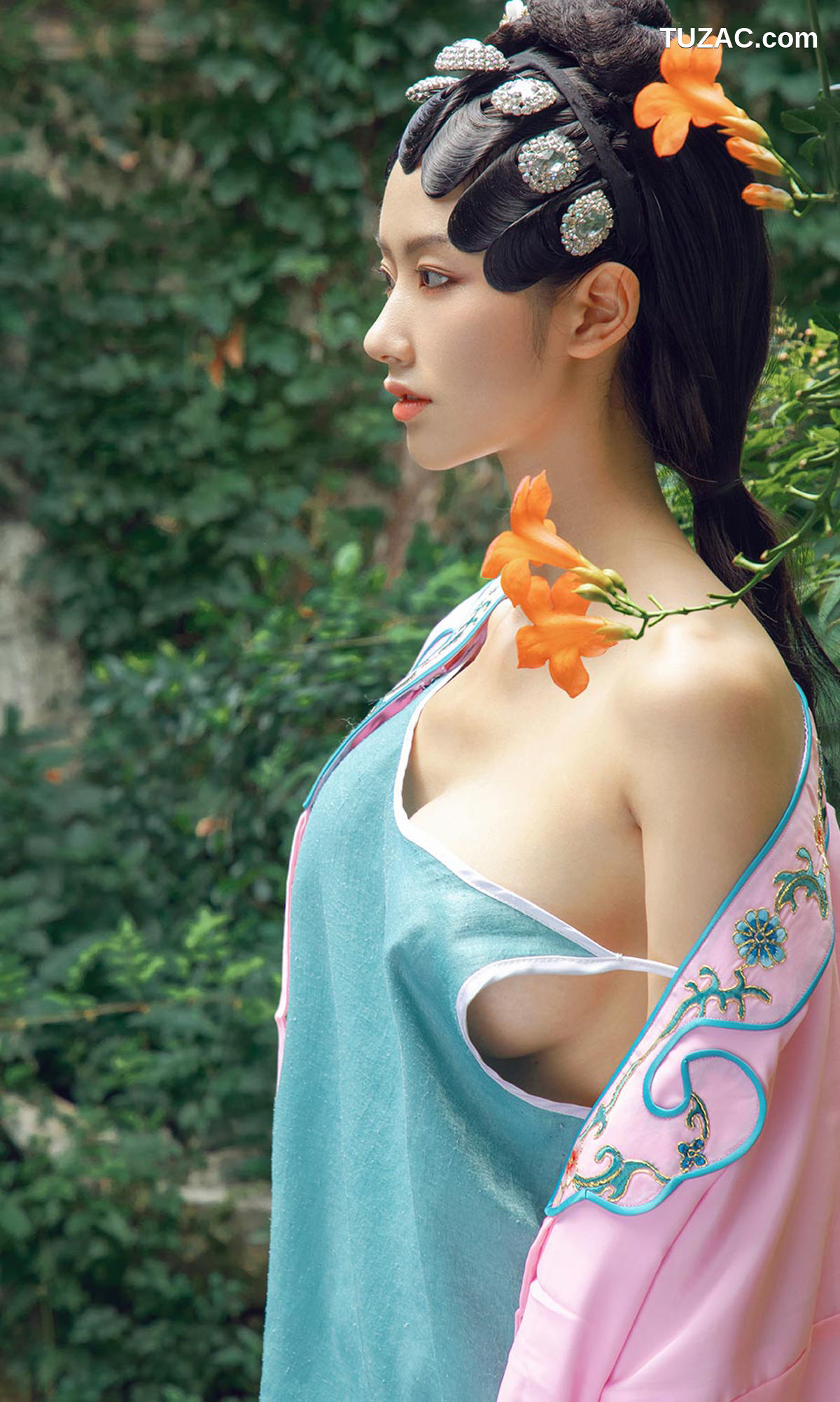 UGirlsApp尤果圈爱尤物-1576-方子萱-《一曲秋思》