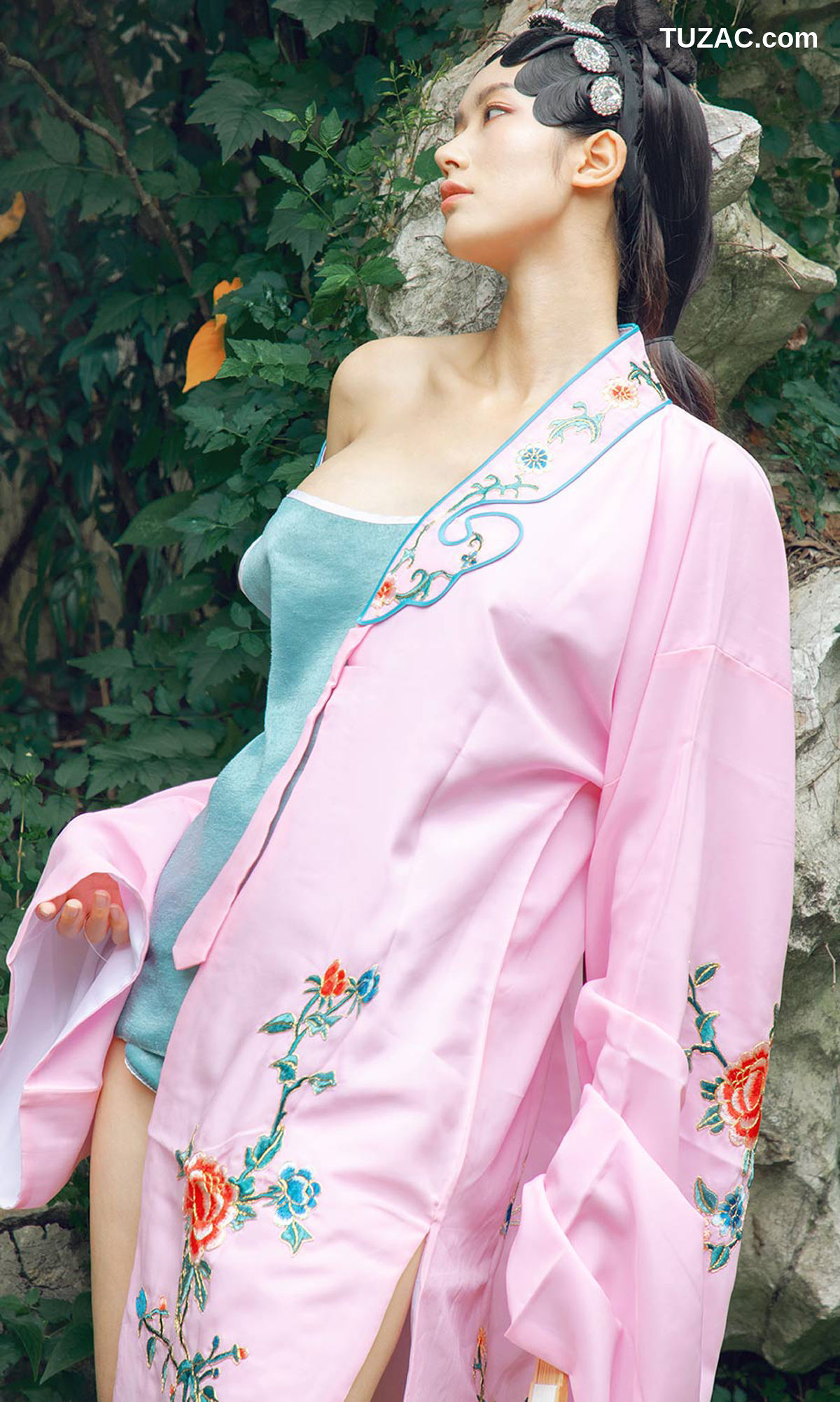 UGirlsApp尤果圈爱尤物-1576-方子萱-《一曲秋思》