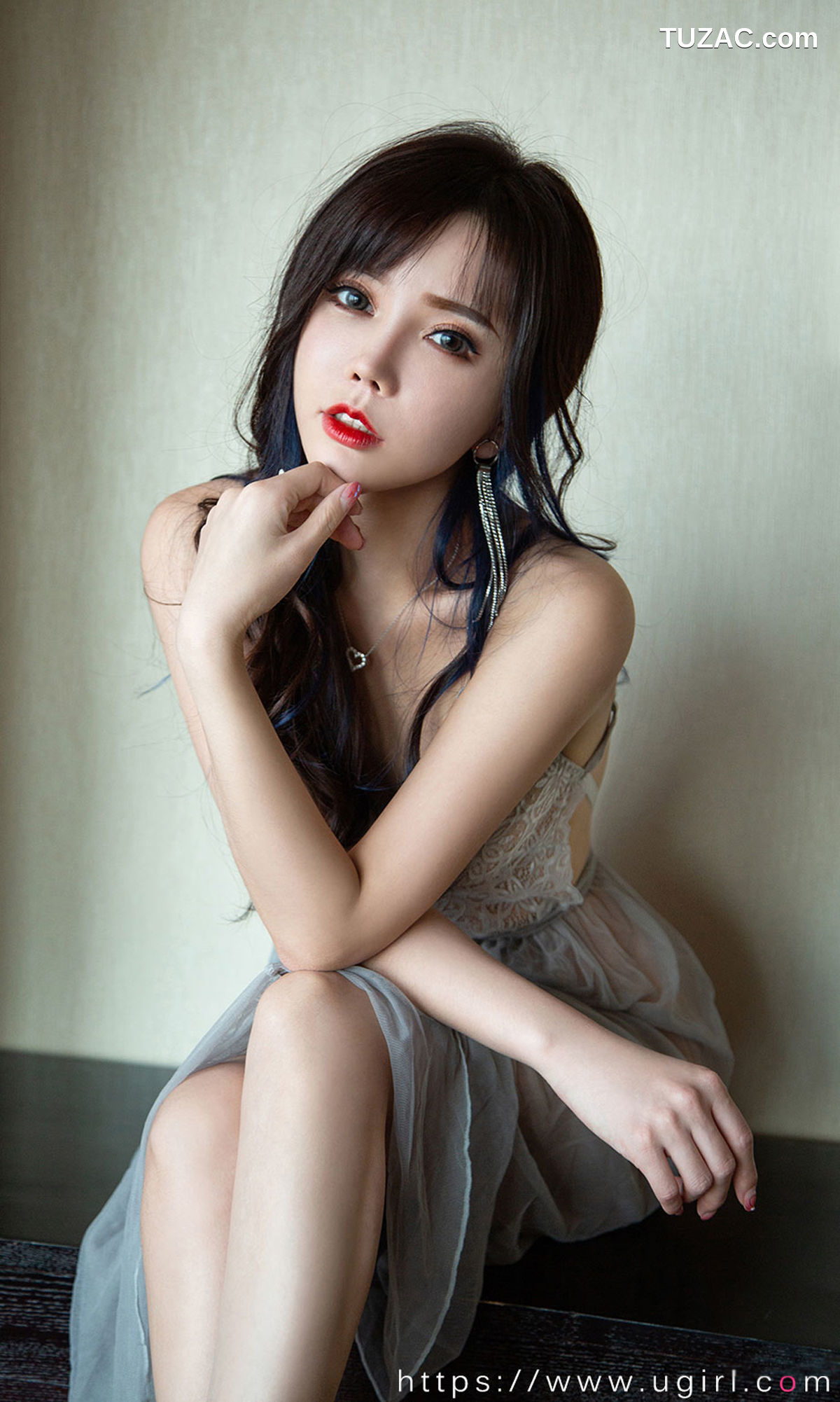 UGirlsApp尤果圈爱尤物-2050-艾小青-《在逃公主艾小青》