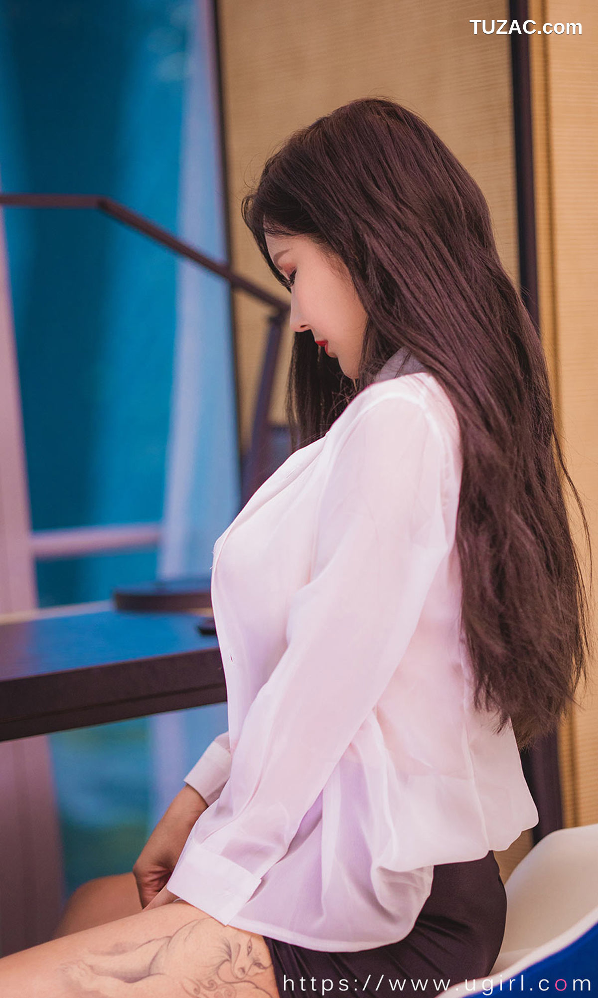 UGirlsApp尤果圈爱尤物-2300-娜依灵儿-《制服密钥》