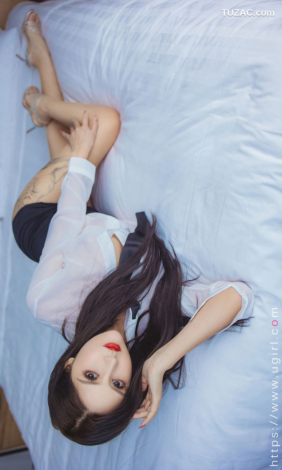 UGirlsApp尤果圈爱尤物-2300-娜依灵儿-《制服密钥》