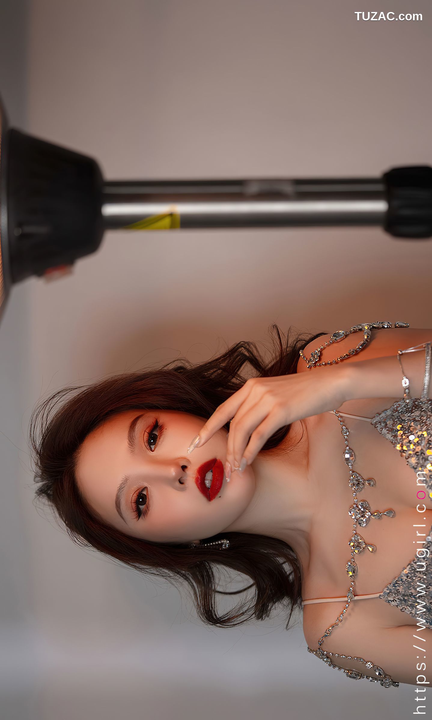 UGirlsApp尤果圈爱尤物-2765-妮小妖-《孤独欢喜》-2024.01.21