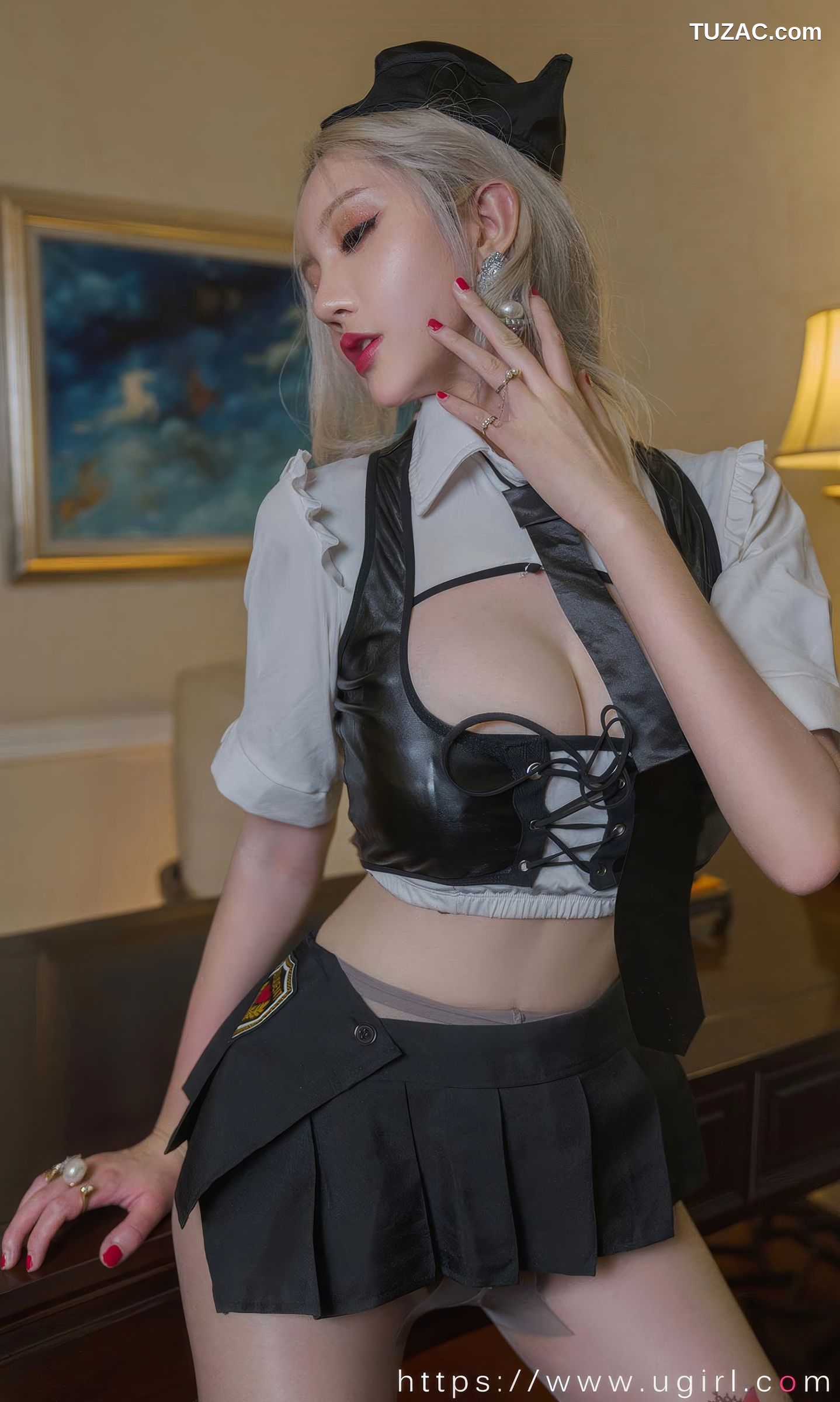 UGirlsApp尤果圈爱尤物-2859-模特合辑-《消火尤宠》-2024.05.26