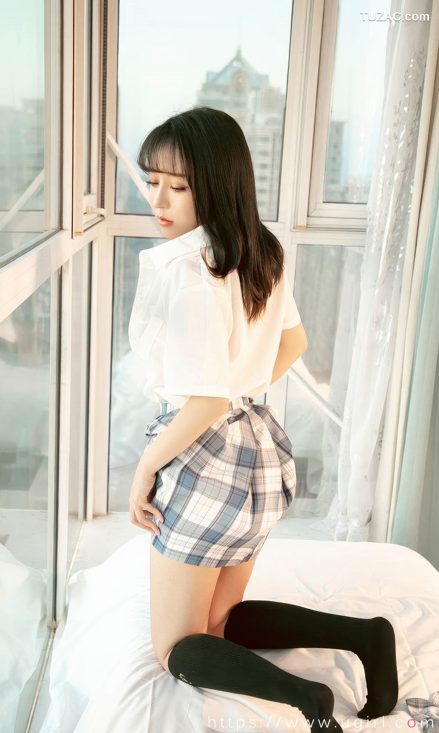 UGirlsApp尤果圈爱尤物-2929-白亦ADA-《香色格子裙》-2024.08.23