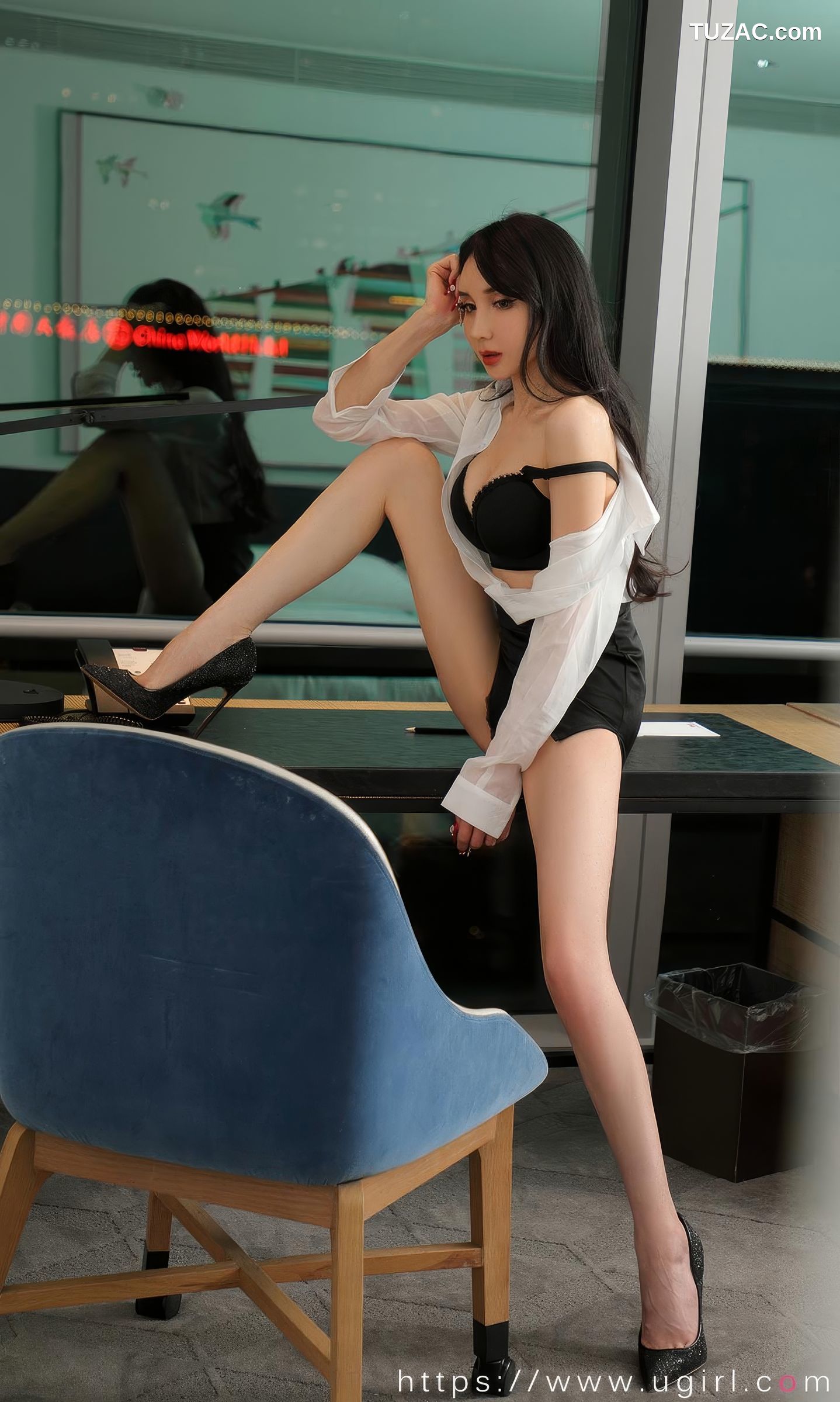 UGirlsApp尤果圈爱尤物-2941-阿依努尔瓦娅-《职场巅峰》-2024.09.13