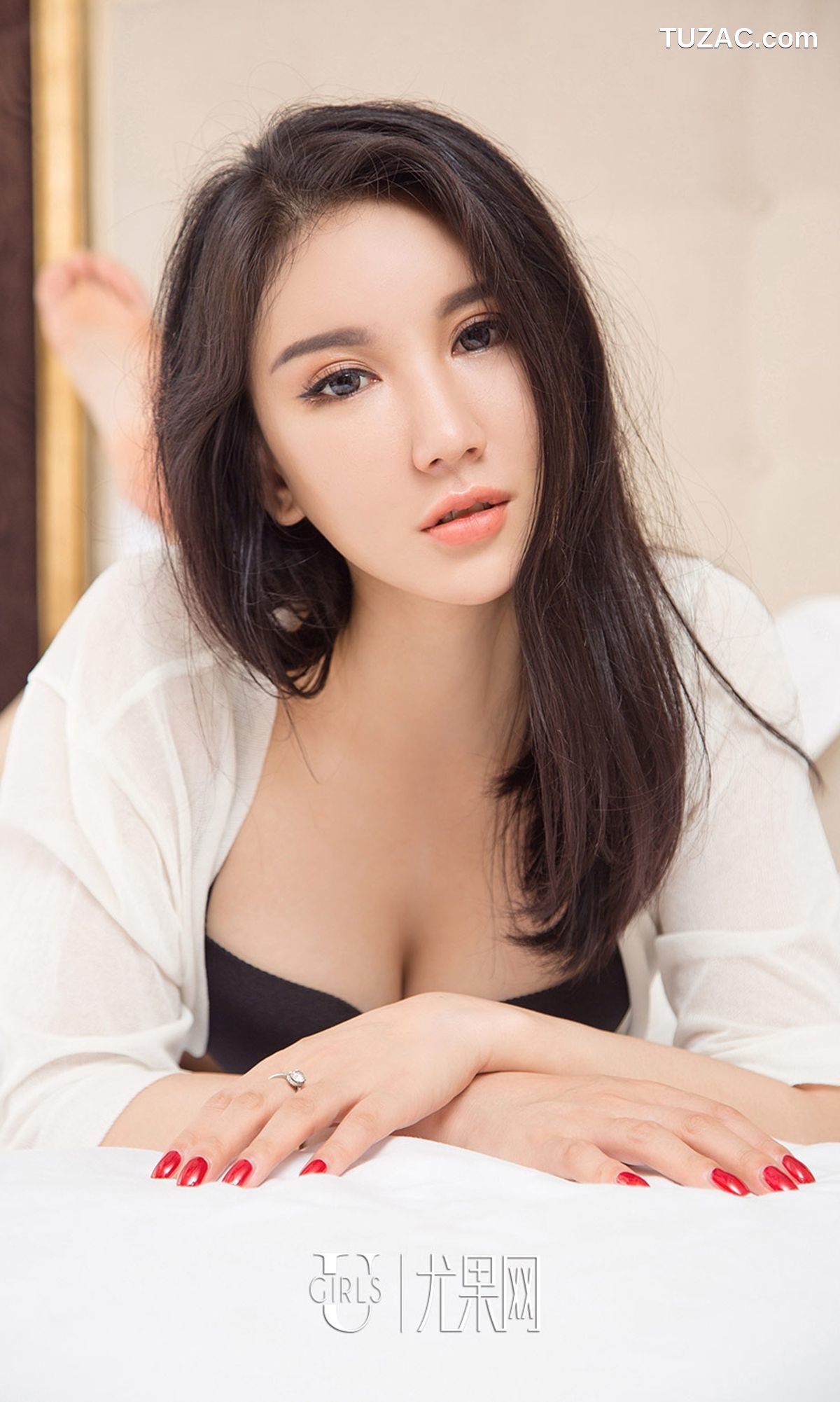 UGirlsApp尤果圈爱尤物-799-骆雪淇-《黑色的魔力》