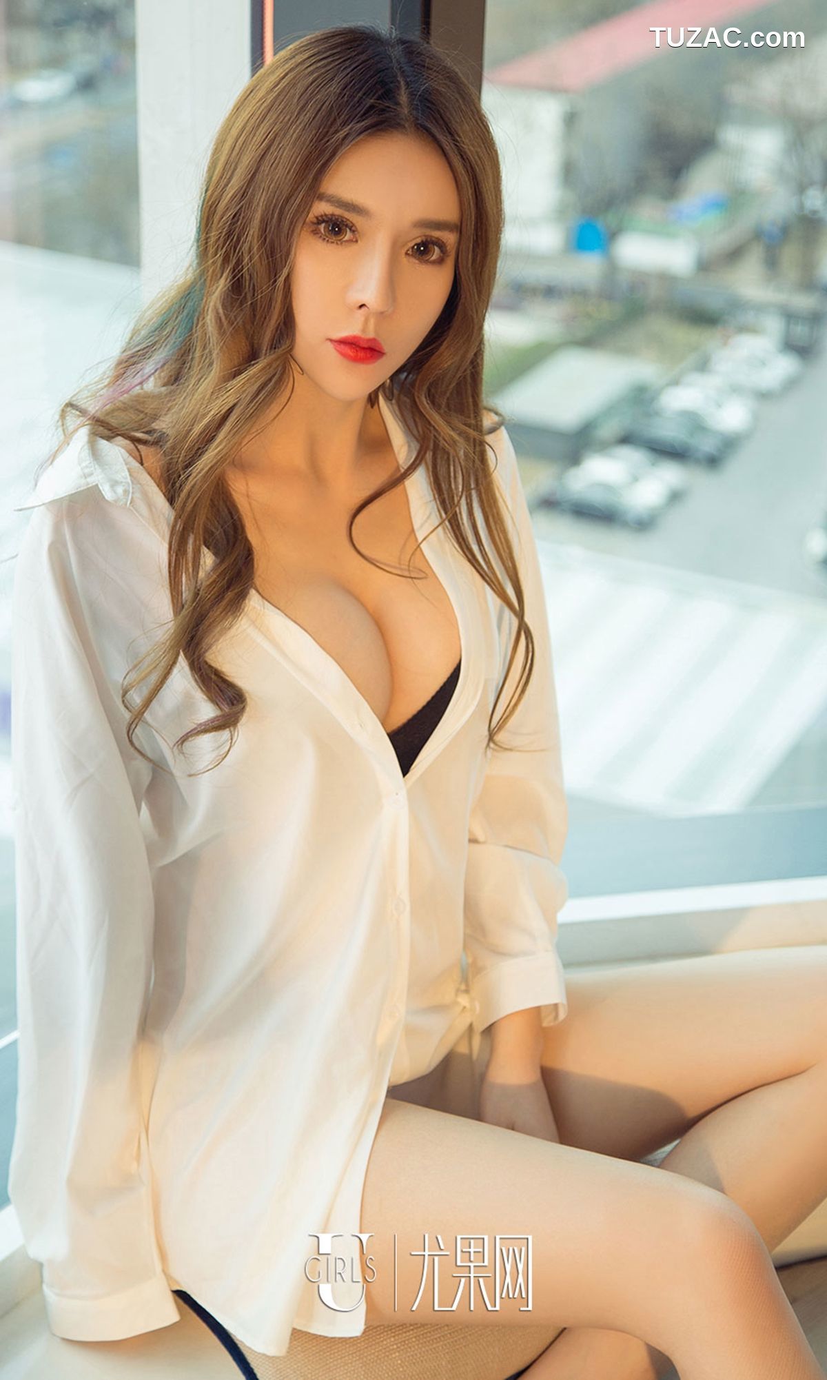 UGirlsApp尤果圈爱尤物-972-娜尤子-《亮眼红唇》