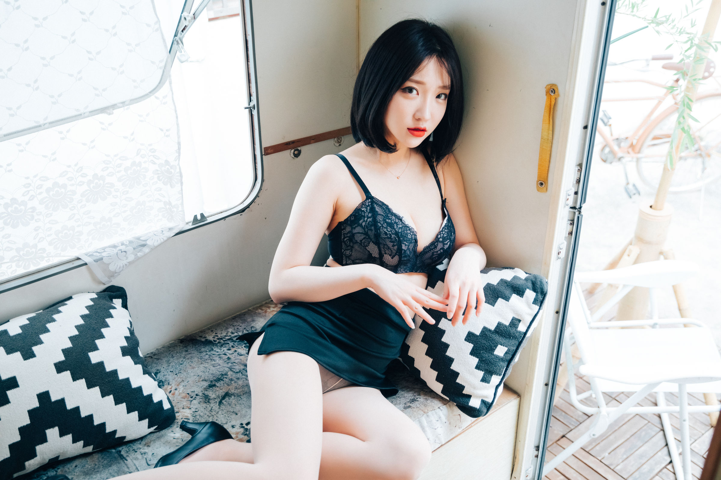Loozy《Officegirl s Vacation Vol.2》 - 未分类人体摄影