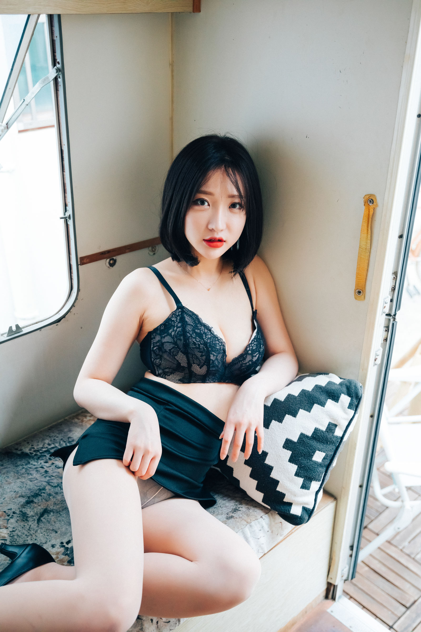 Loozy《Officegirl s Vacation Vol.2》 - 未分类人体摄影