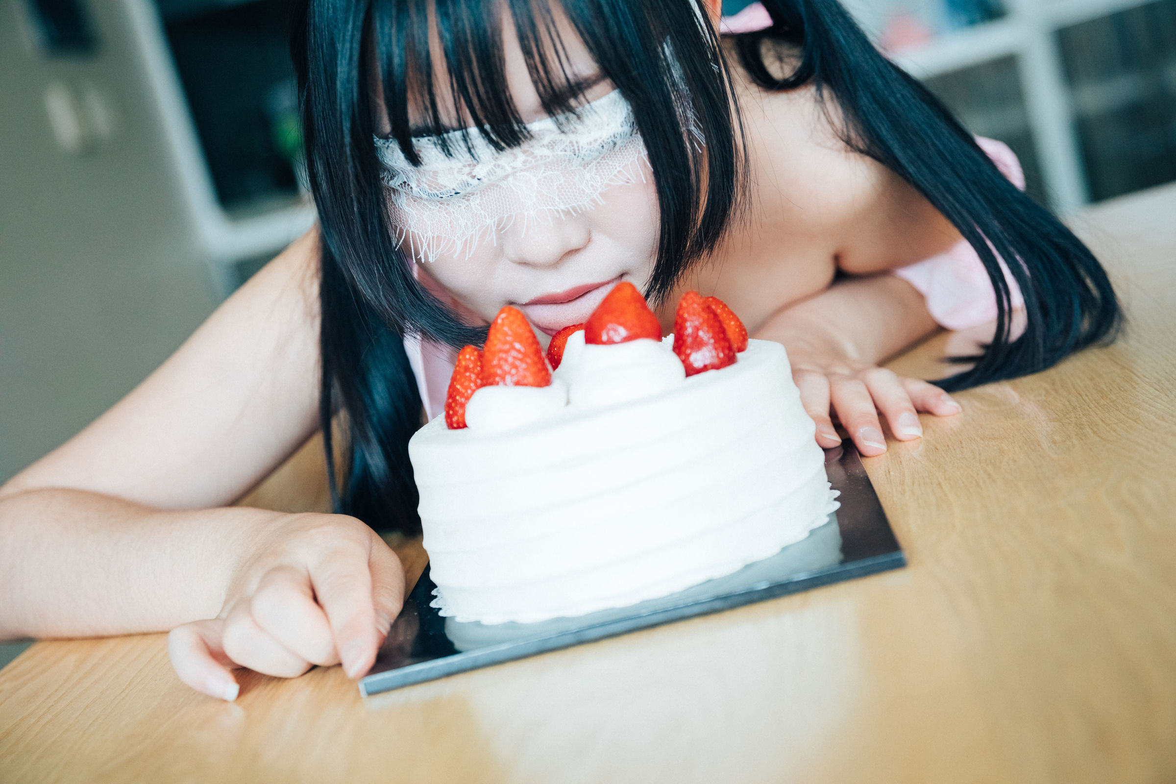 Loozy《Taste Me》 - 未分类人体摄影