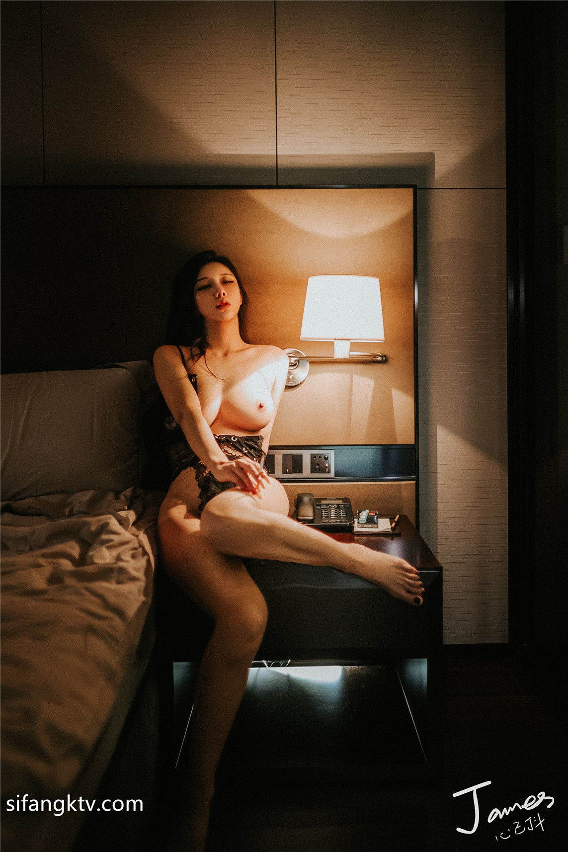 【网络收集】摄影师心已抖（抖叔）作品：2021.11 - 2022.01 - 未分类人体摄影