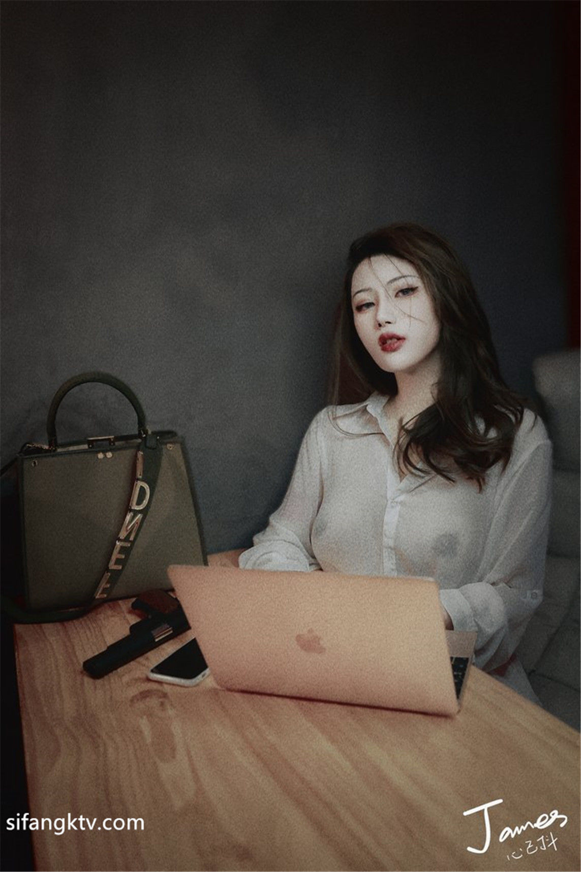 【网络收集】摄影师心已抖（抖叔）作品：2021.11 - 2022.01 - 未分类人体摄影