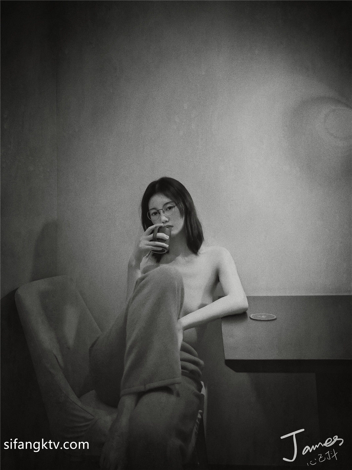 【网络收集】摄影师心已抖（抖叔）作品：2021.11 - 2022.01 - 未分类人体摄影