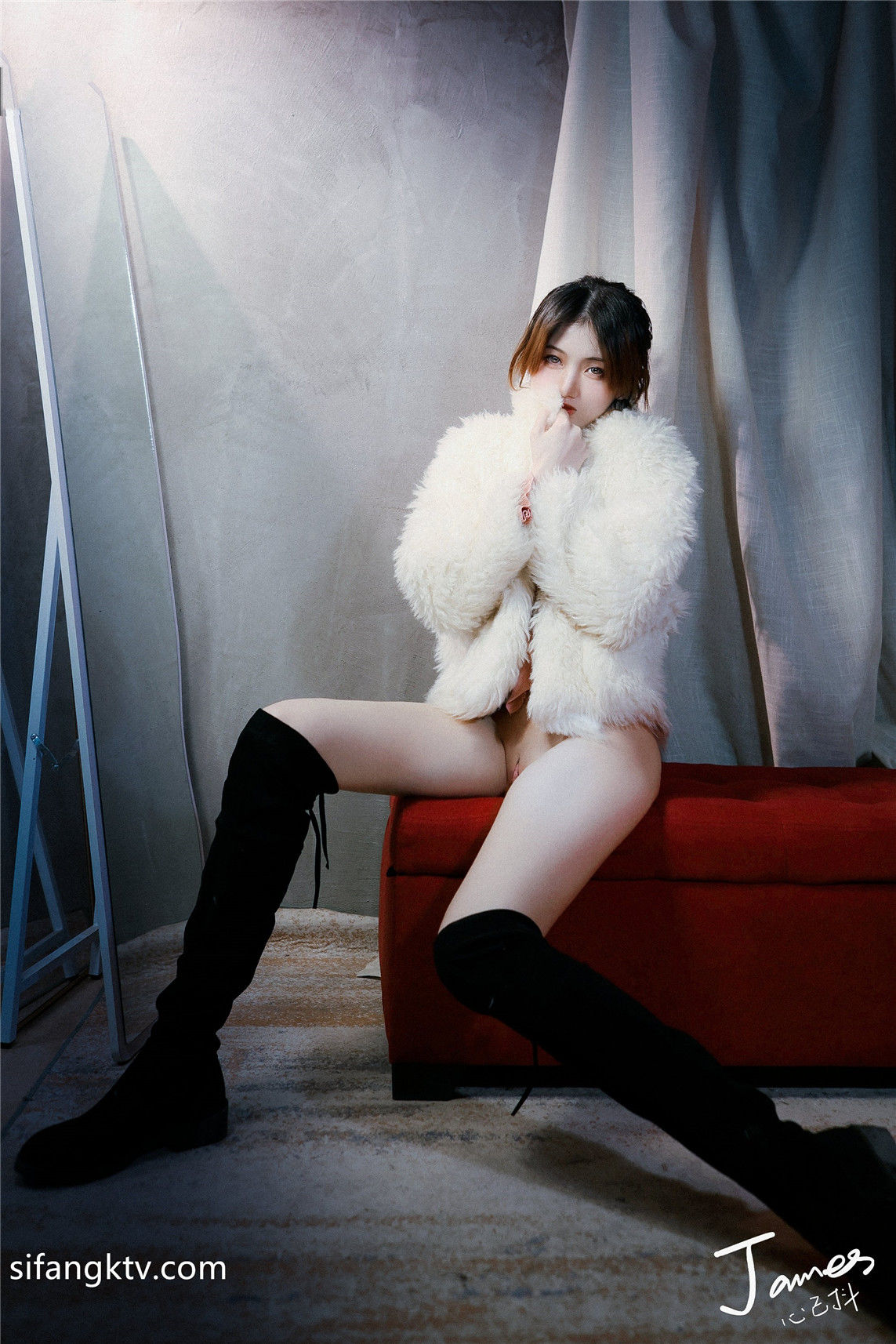 【网络收集】摄影师心已抖（抖叔）作品：2021.11 - 2022.01 - 未分类人体摄影