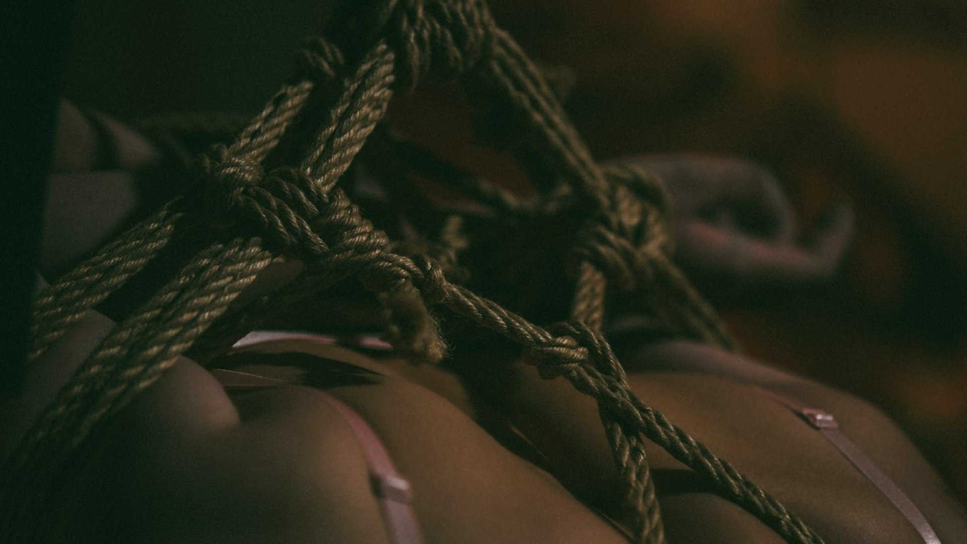 【网络收集】摄影师无尘大尺度人体私拍作品集 - 未分类人体摄影