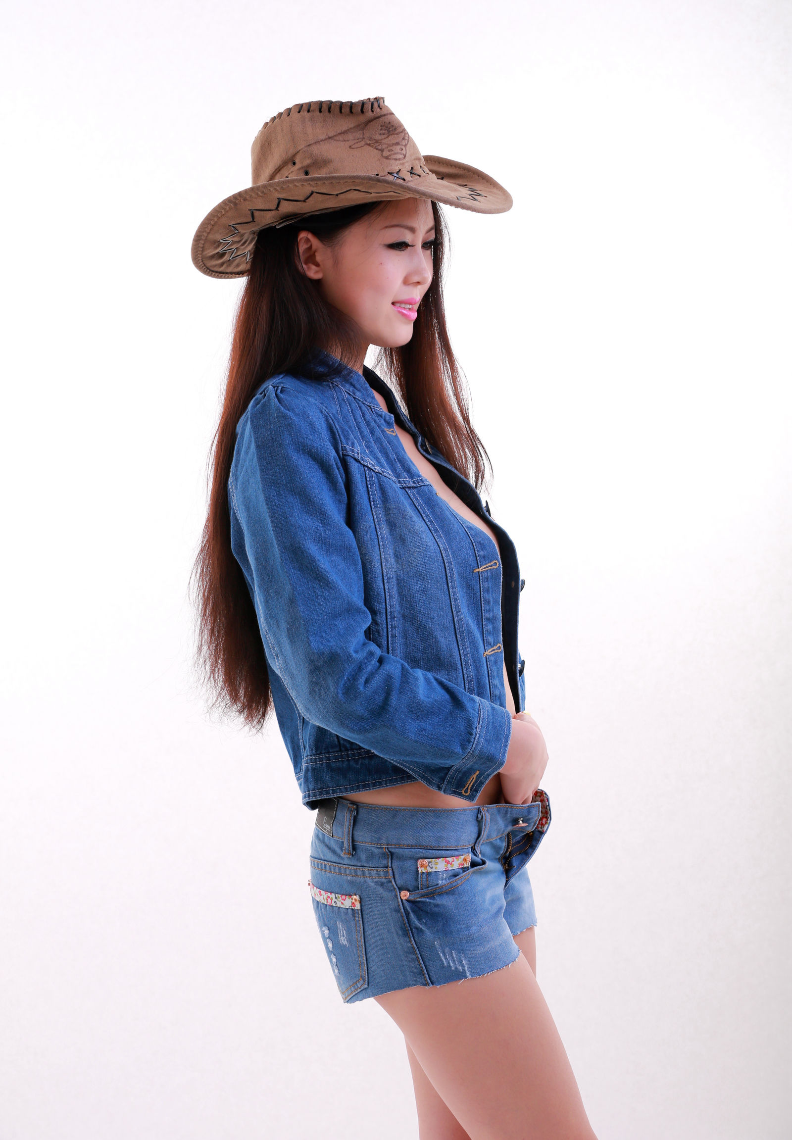 国模冰莲人体私拍套图 - 未分类人体摄影